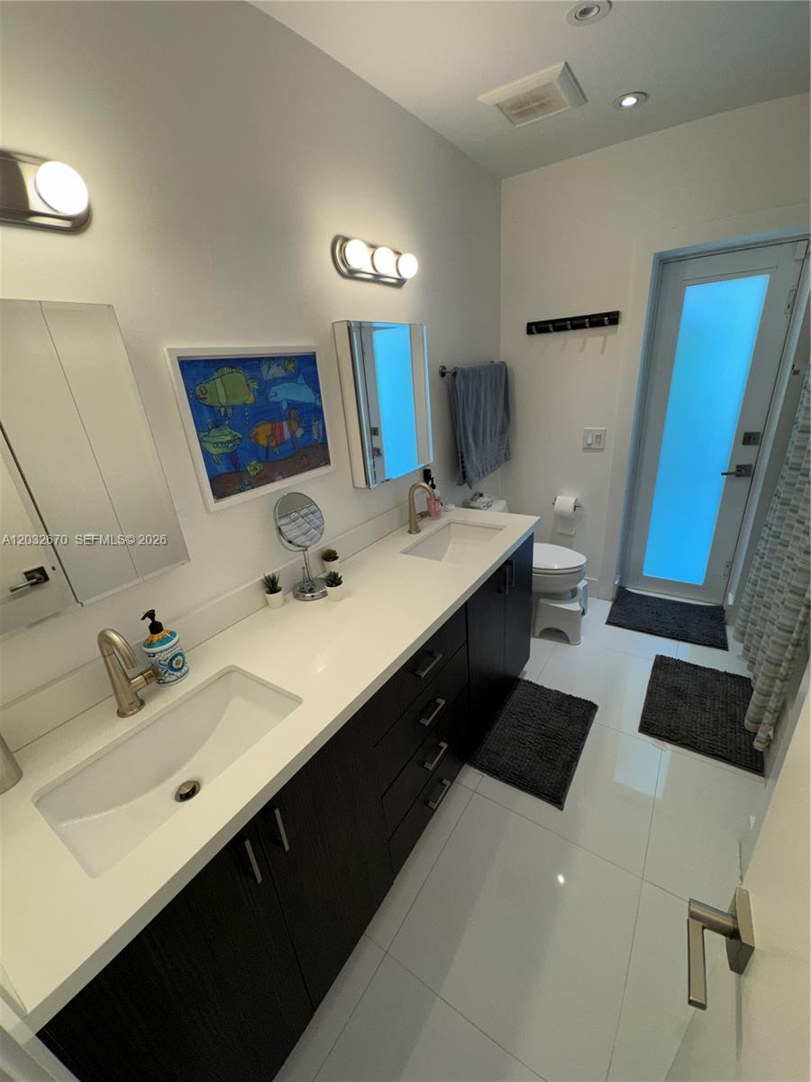 13305 Biscayne Island Ter, North Miami FL 33181