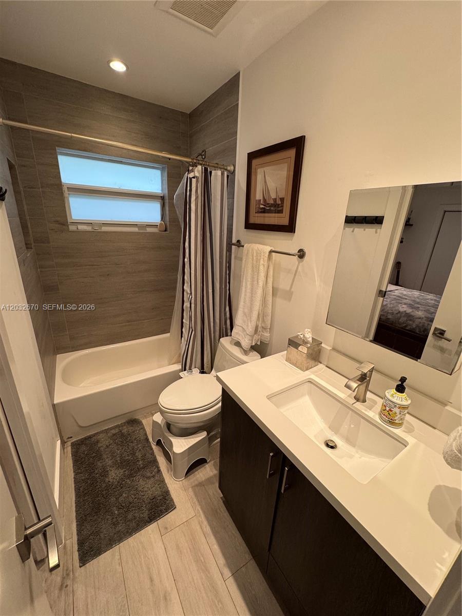 13305 Biscayne Island Ter, North Miami FL 33181