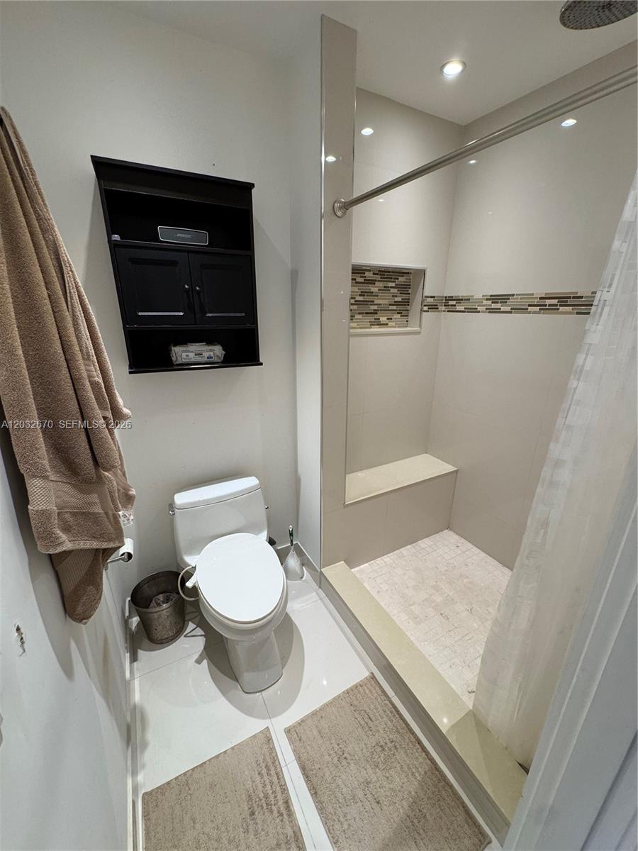 13305 Biscayne Island Ter, North Miami FL 33181