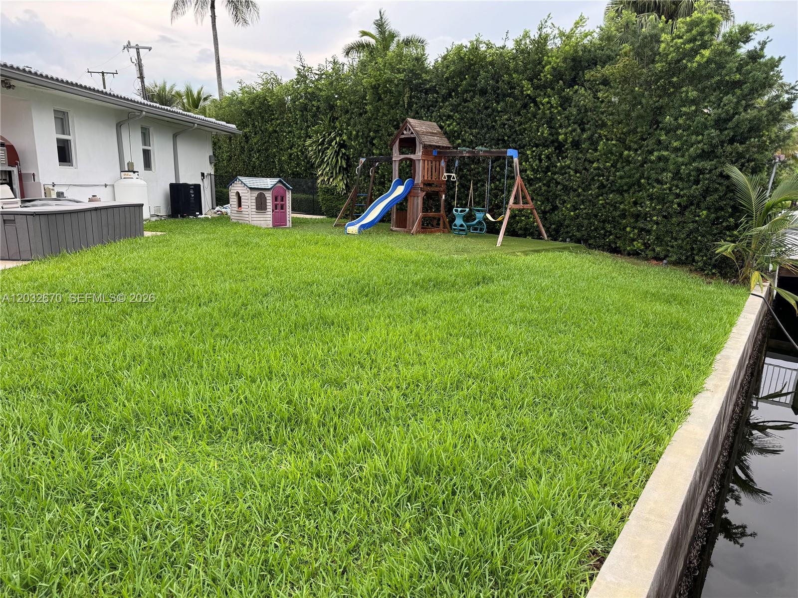 13305 Biscayne Island Ter, North Miami FL 33181