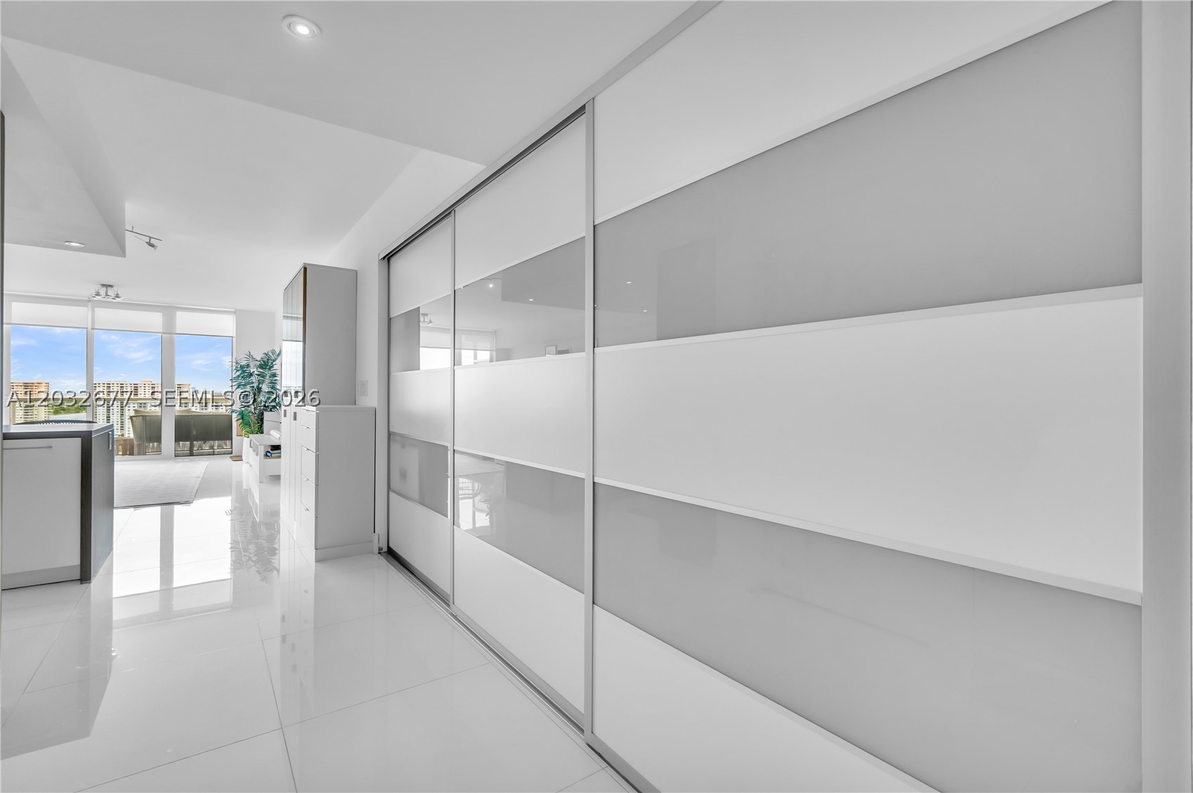 400 Sunny Isles Blvd #1917, Sunny Isles Beach FL 33160