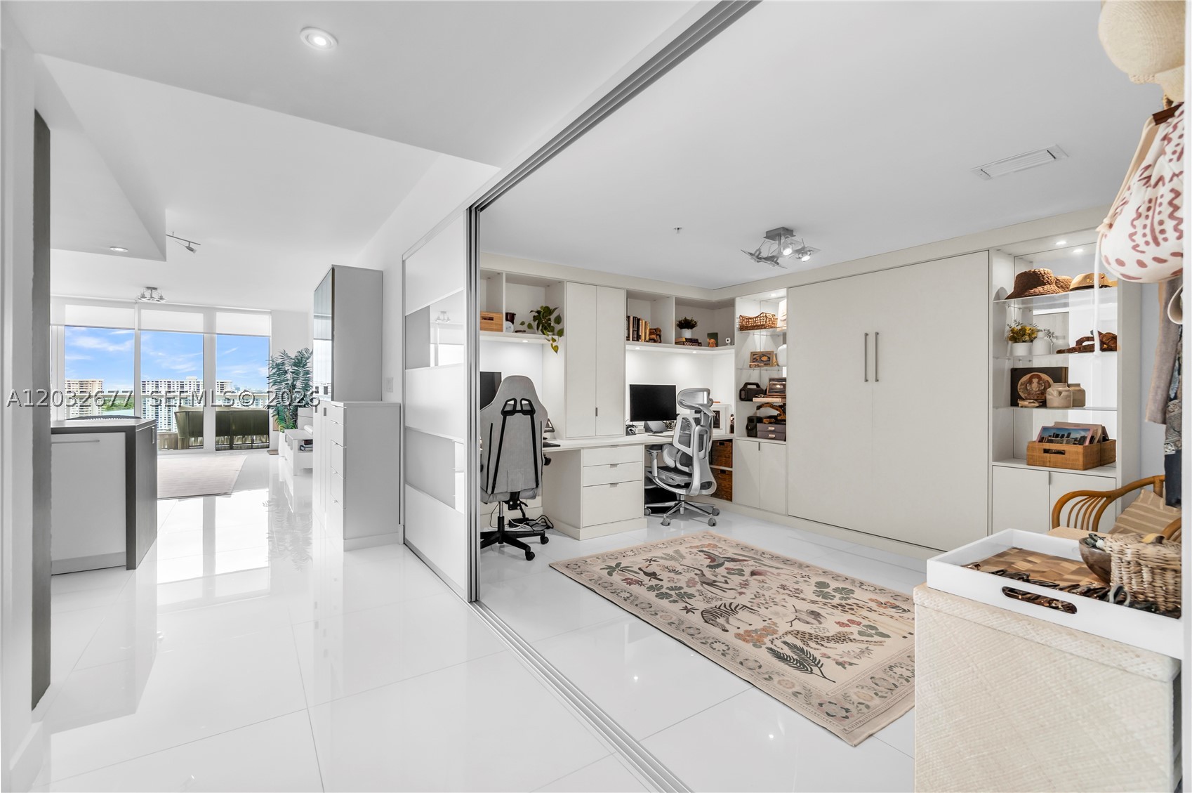 400 Sunny Isles Blvd #1917, Sunny Isles Beach FL 33160