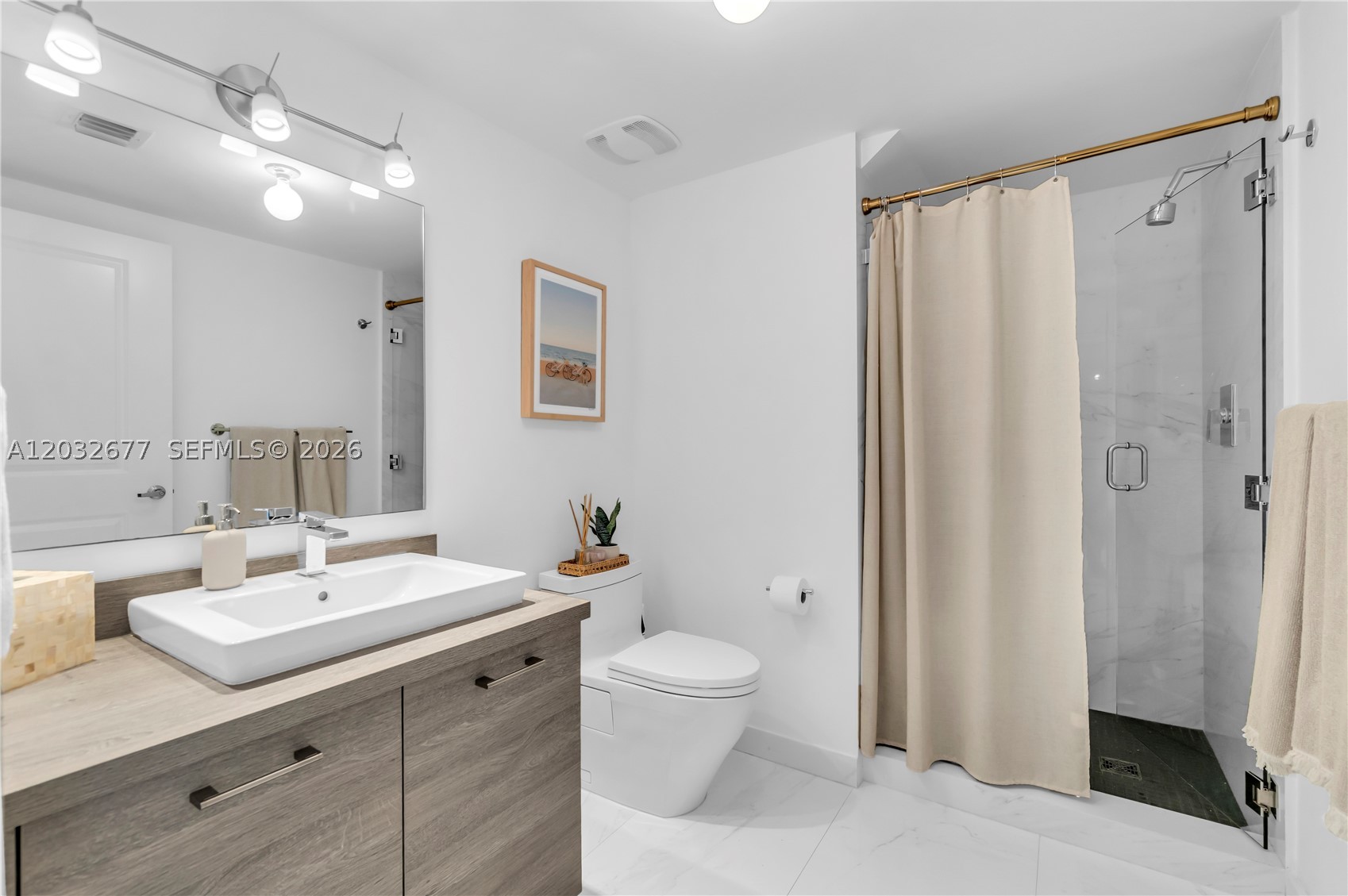 400 Sunny Isles Blvd #1917, Sunny Isles Beach FL 33160