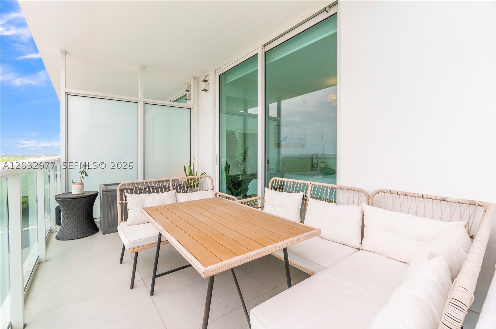 400 Sunny Isles Blvd #1917, Sunny Isles Beach FL 33160