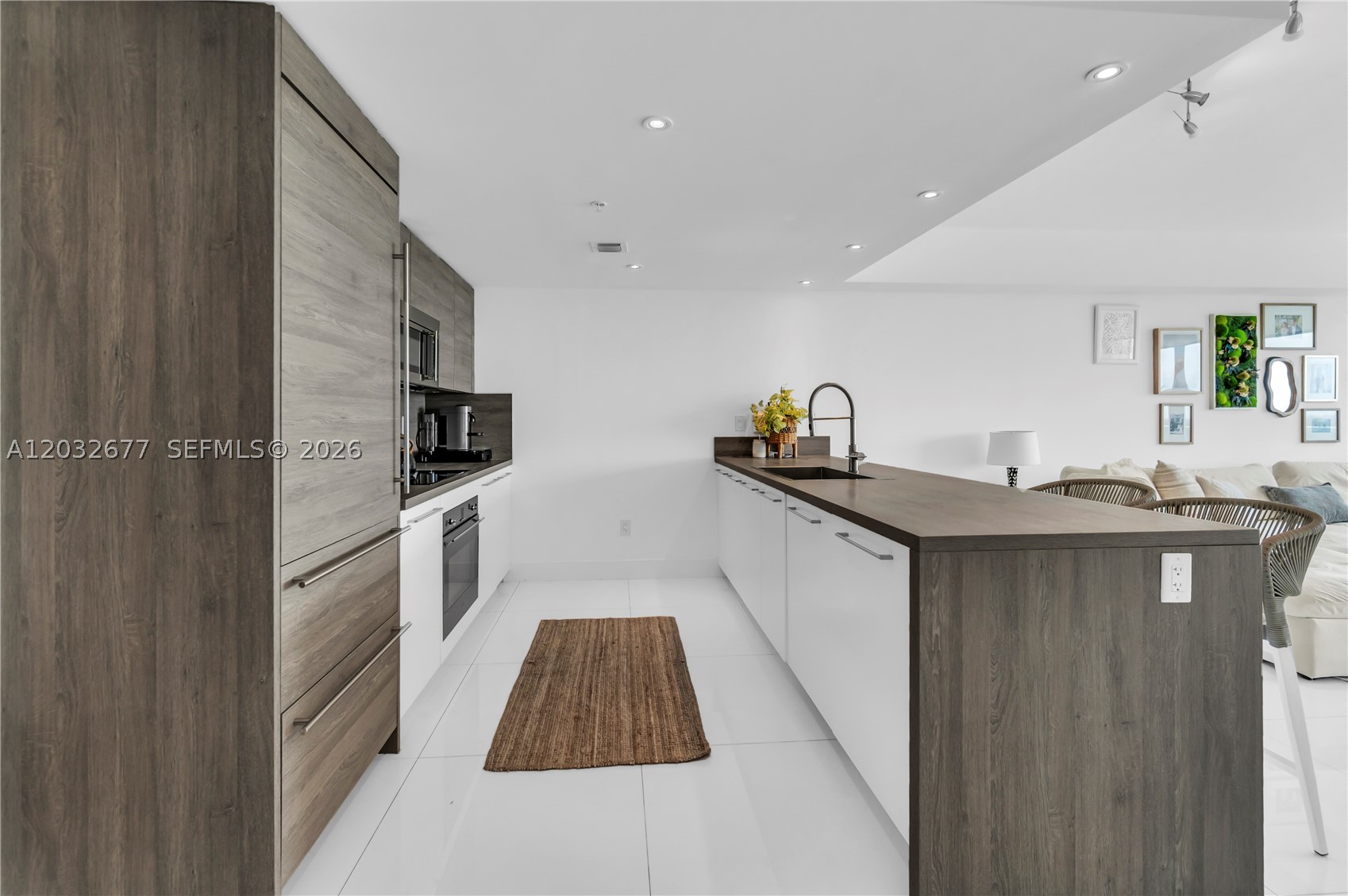 400 Sunny Isles Blvd #1917, Sunny Isles Beach FL 33160