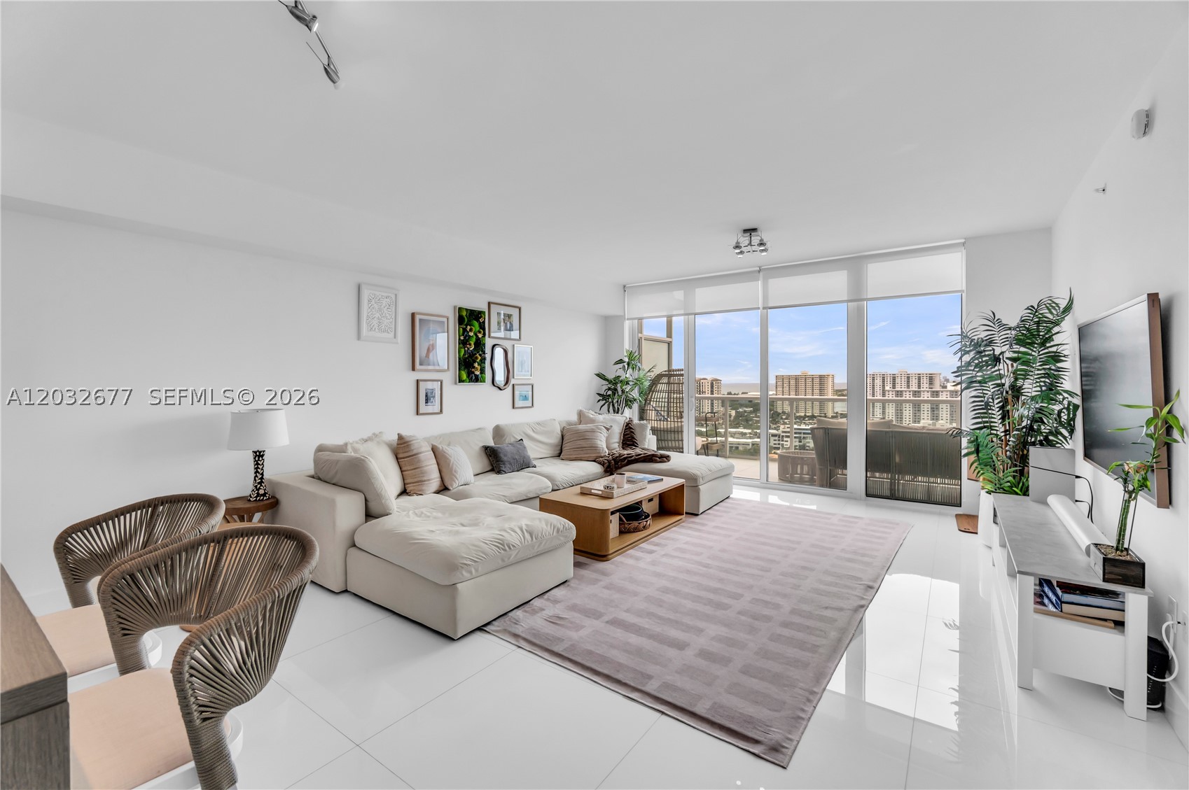 400 Sunny Isles Blvd #1917, Sunny Isles Beach FL 33160