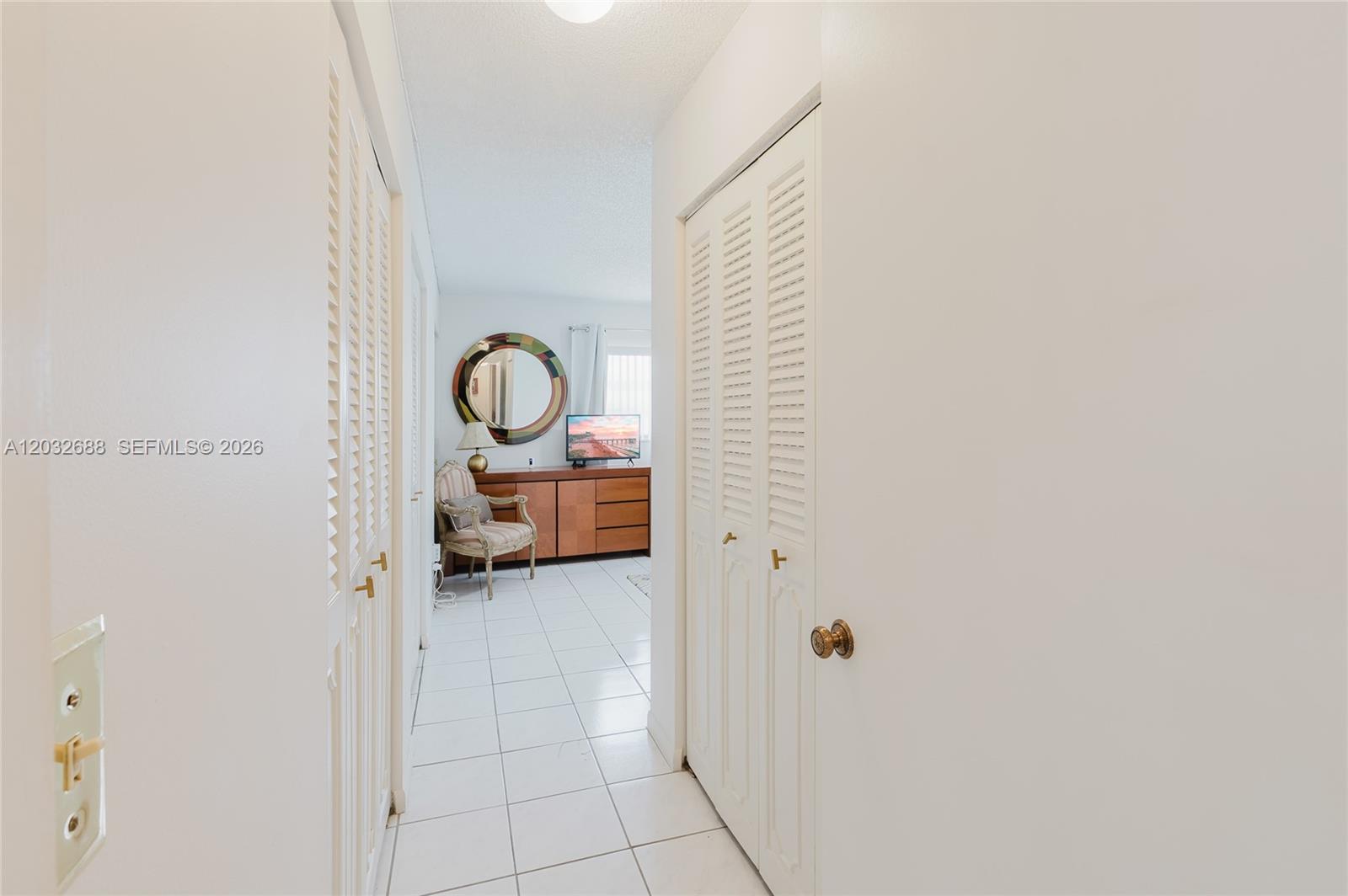 424 SE 10th St #204, Dania Beach FL 33004