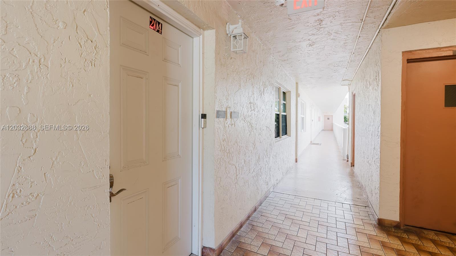 424 SE 10th St #204, Dania Beach FL 33004