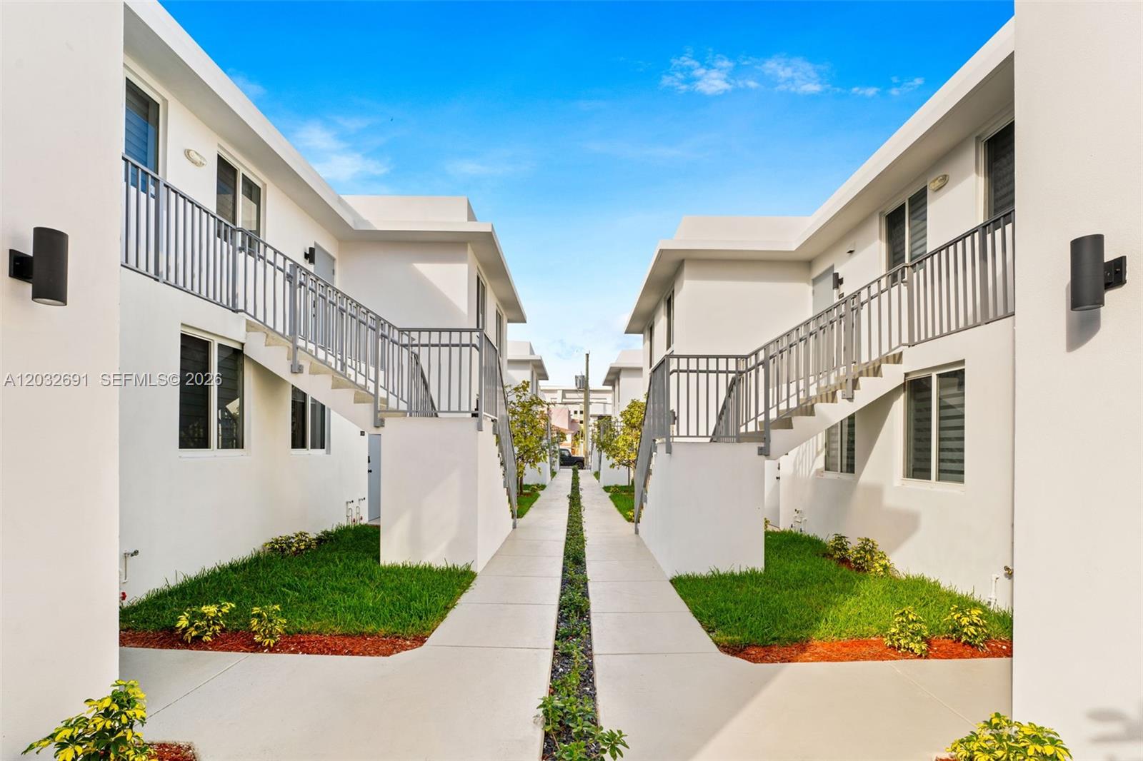 Miami FL 33125 - A12032691
