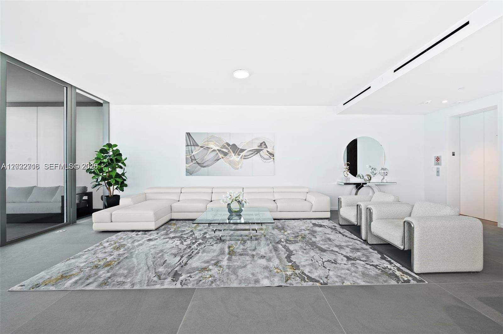 2000 S Ocean Dr #25A, Hallandale Beach FL 33009