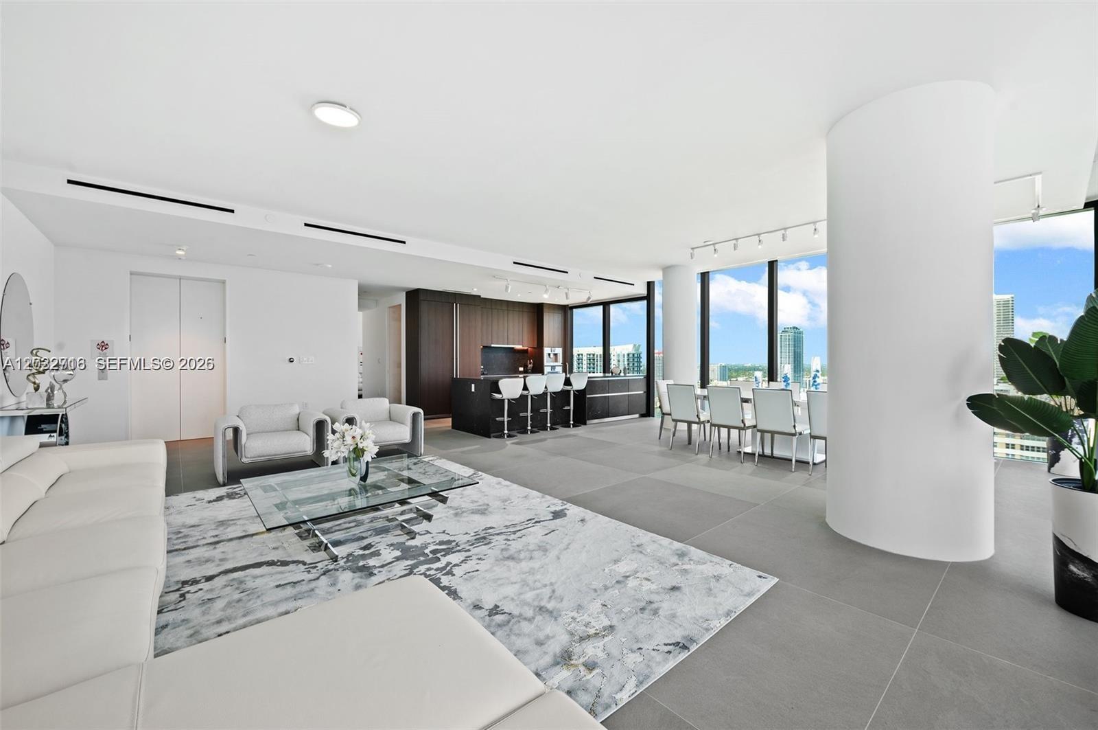 2000 S Ocean Dr #25A, Hallandale Beach FL 33009