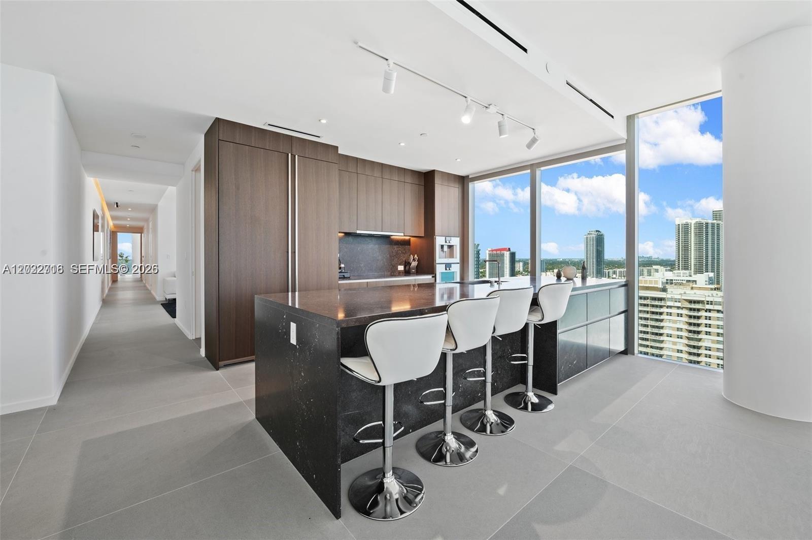 2000 S Ocean Dr #25A, Hallandale Beach FL 33009