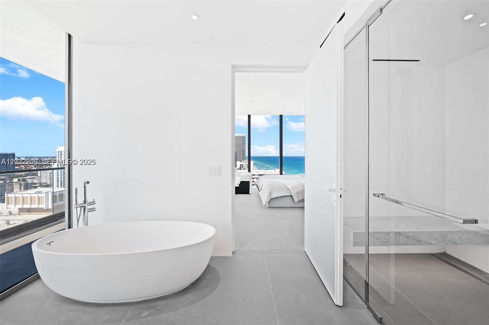 2000 S Ocean Dr #25A, Hallandale Beach FL 33009