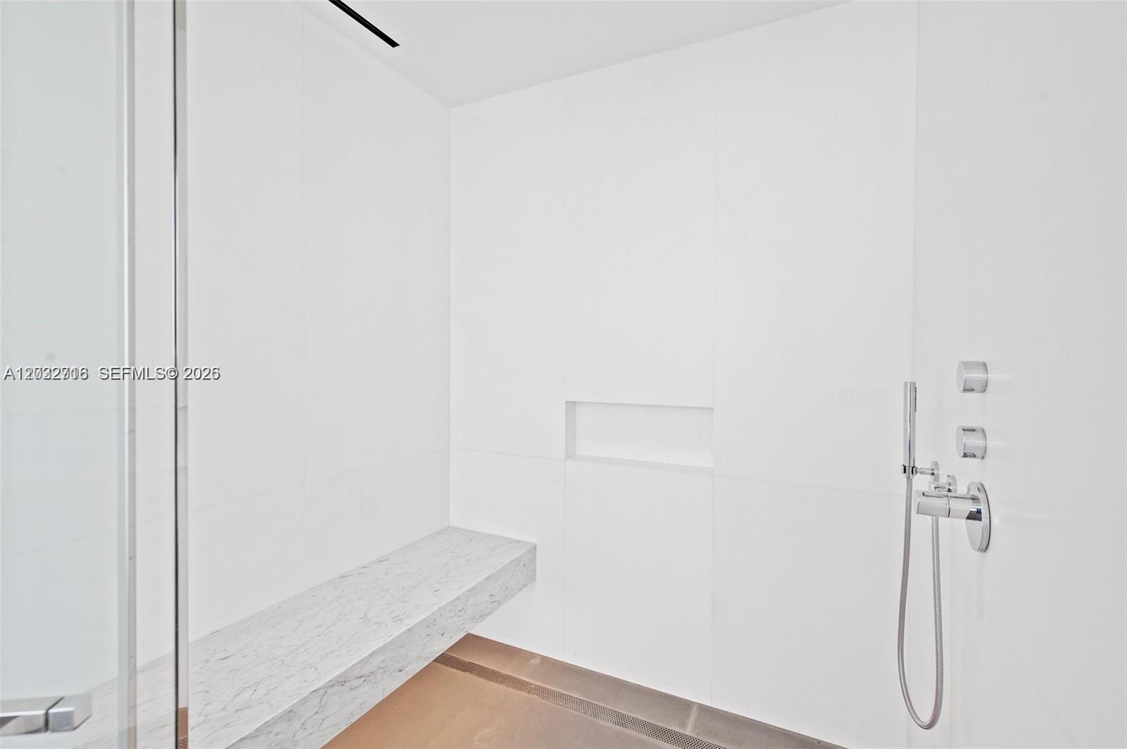 2000 S Ocean Dr #25A, Hallandale Beach FL 33009