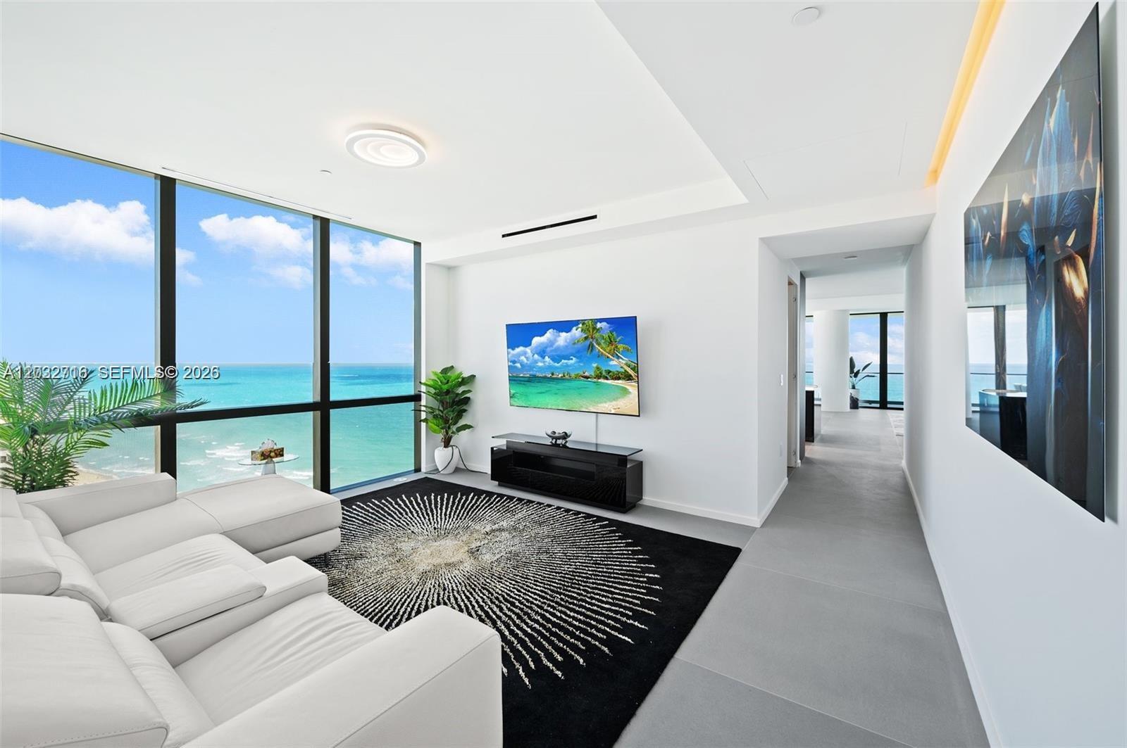 2000 S Ocean Dr #25A, Hallandale Beach FL 33009