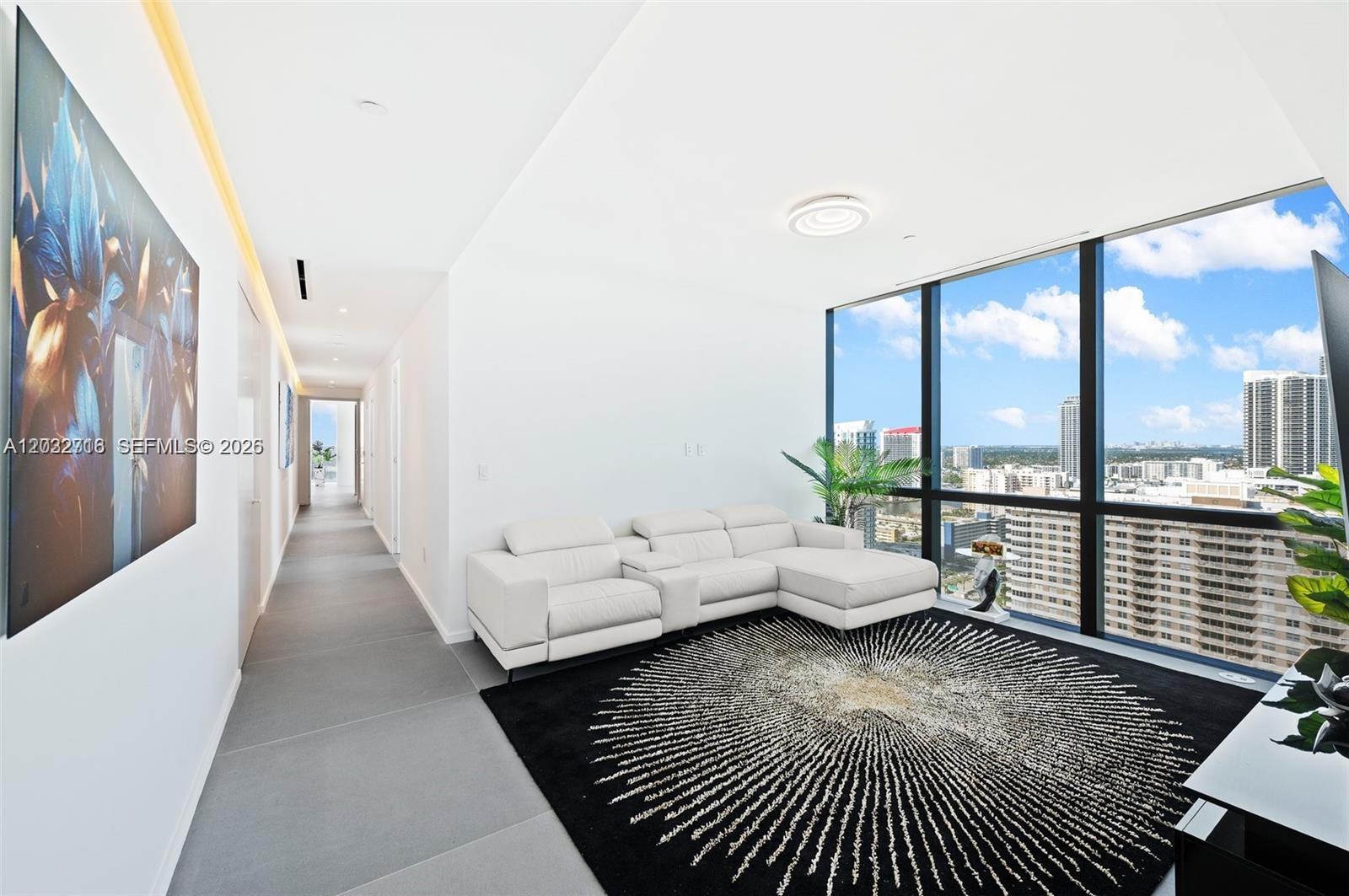 2000 S Ocean Dr #25A, Hallandale Beach FL 33009