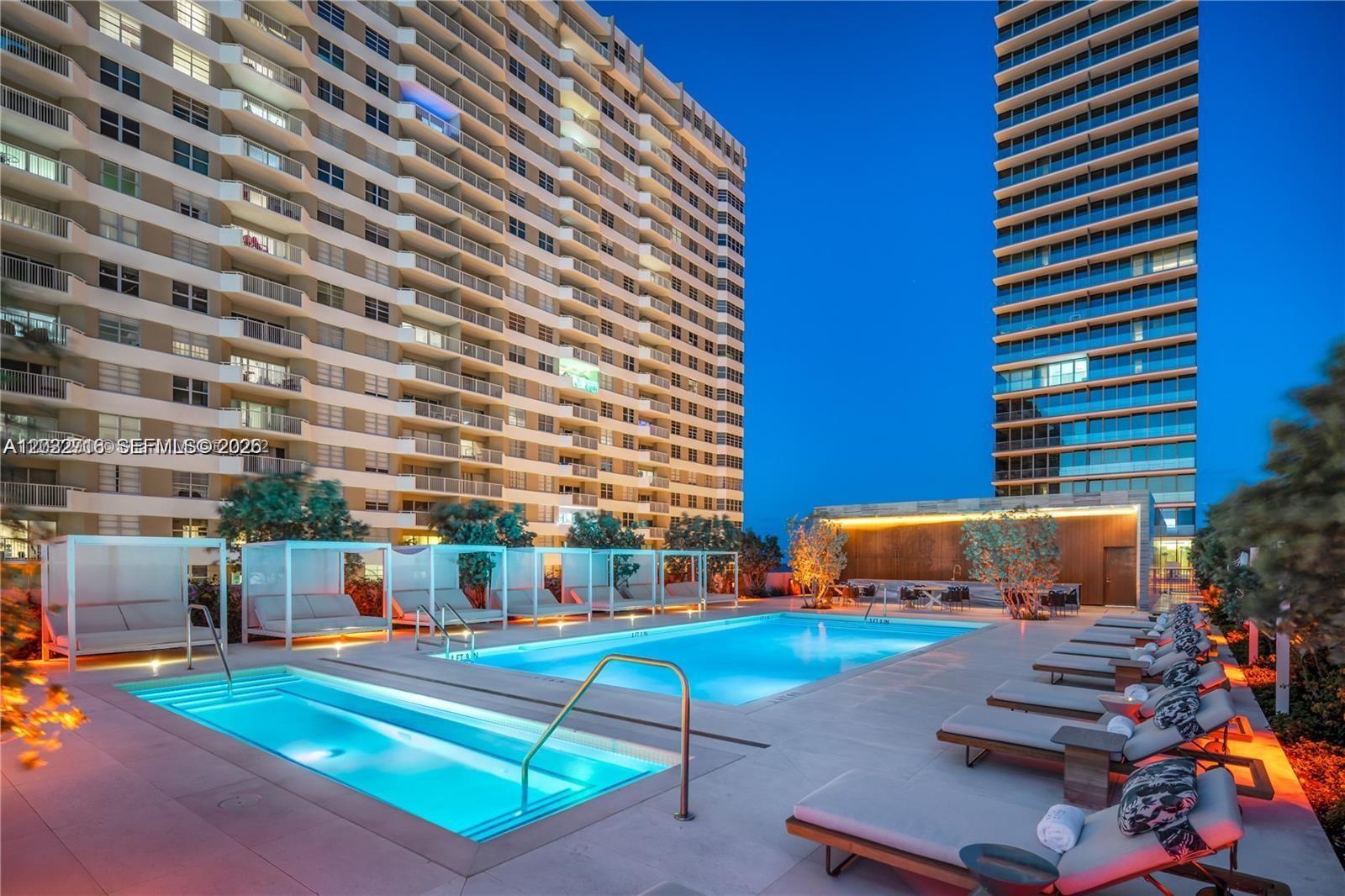 2000 S Ocean Dr #25A, Hallandale Beach FL 33009