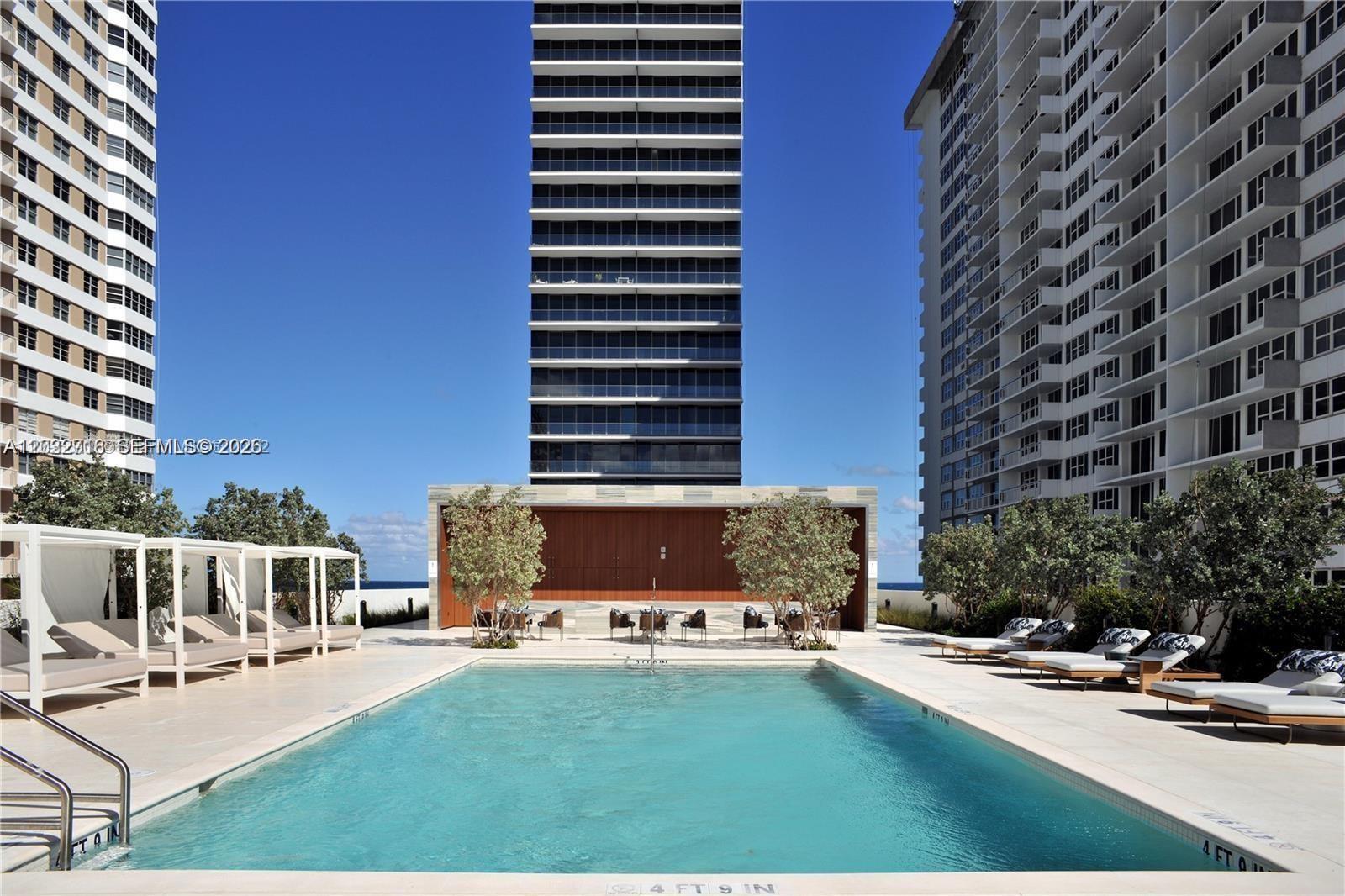 2000 S Ocean Dr #25A, Hallandale Beach FL 33009