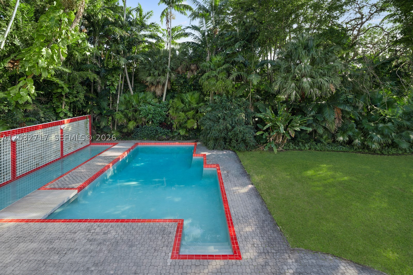 6070 SW 128th St, Pinecrest FL 33156