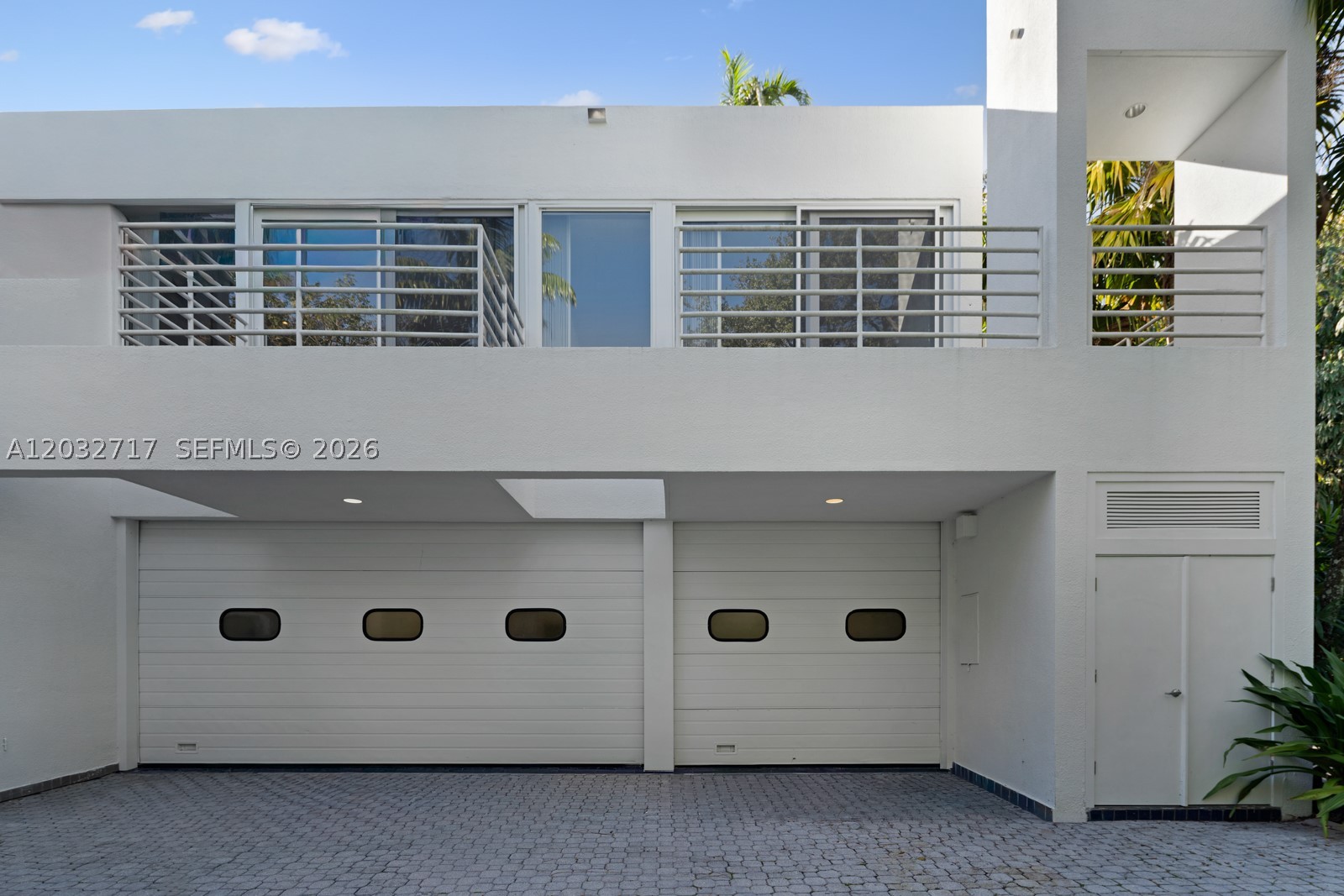 6070 SW 128th St, Pinecrest FL 33156
