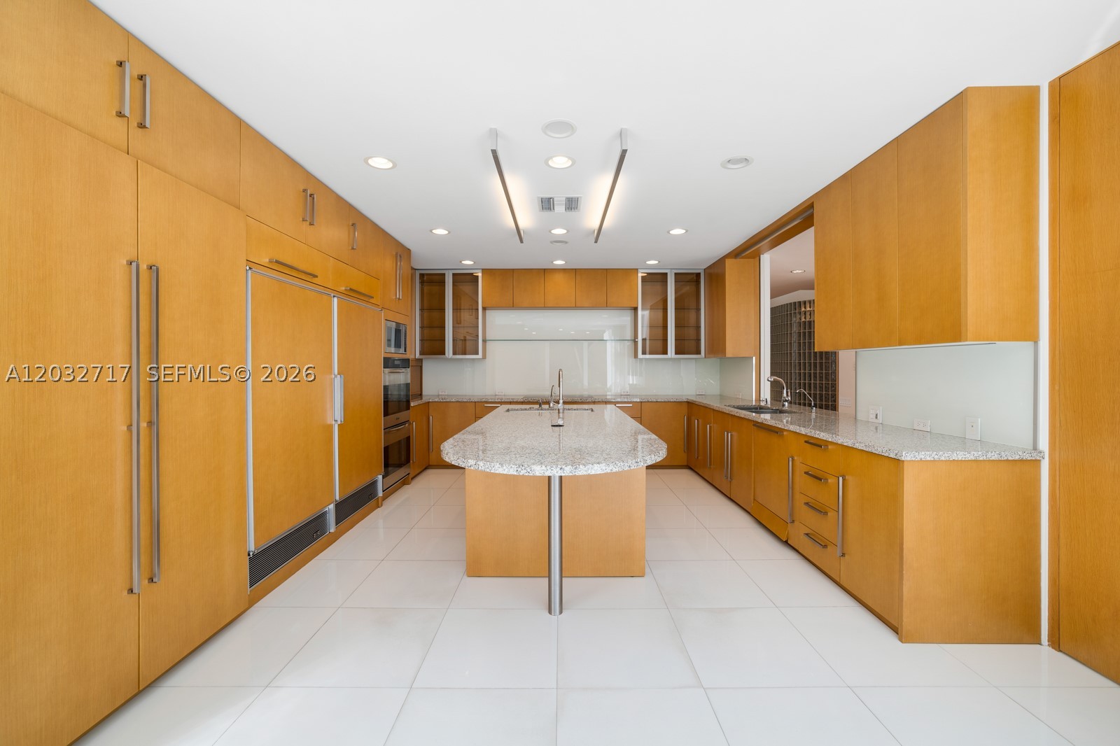 6070 SW 128th St, Pinecrest FL 33156