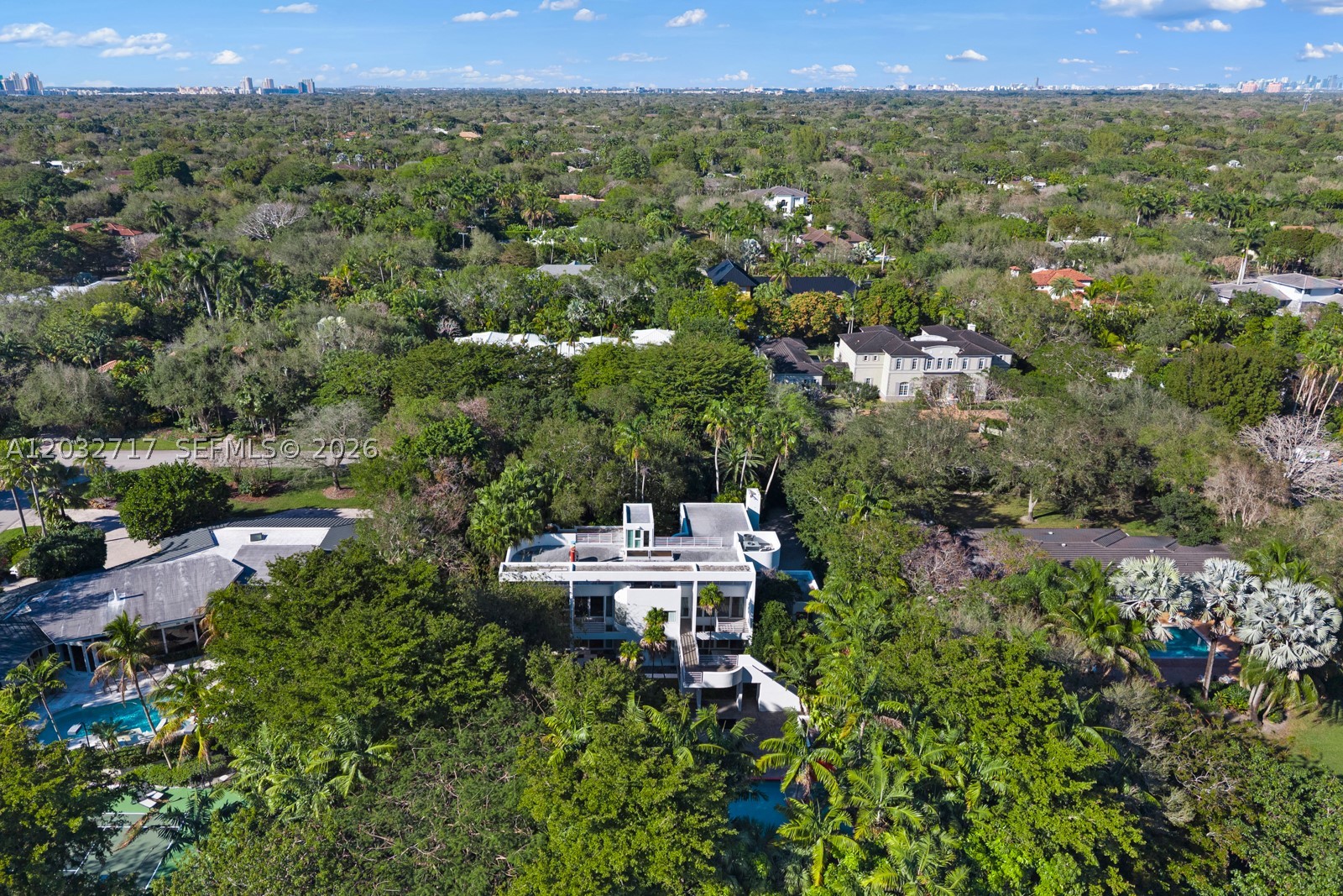 6070 SW 128th St, Pinecrest FL 33156
