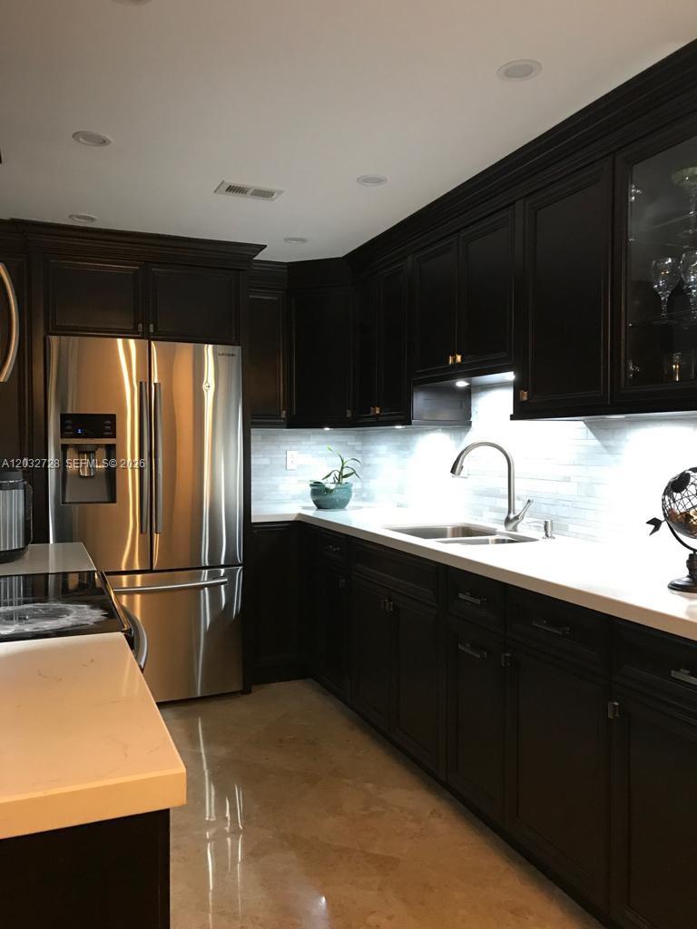 1300 SW 122nd Ave #206-2, Miami FL 33184
