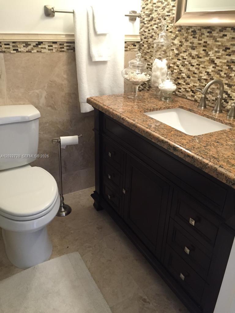 1300 SW 122nd Ave #206-2, Miami FL 33184