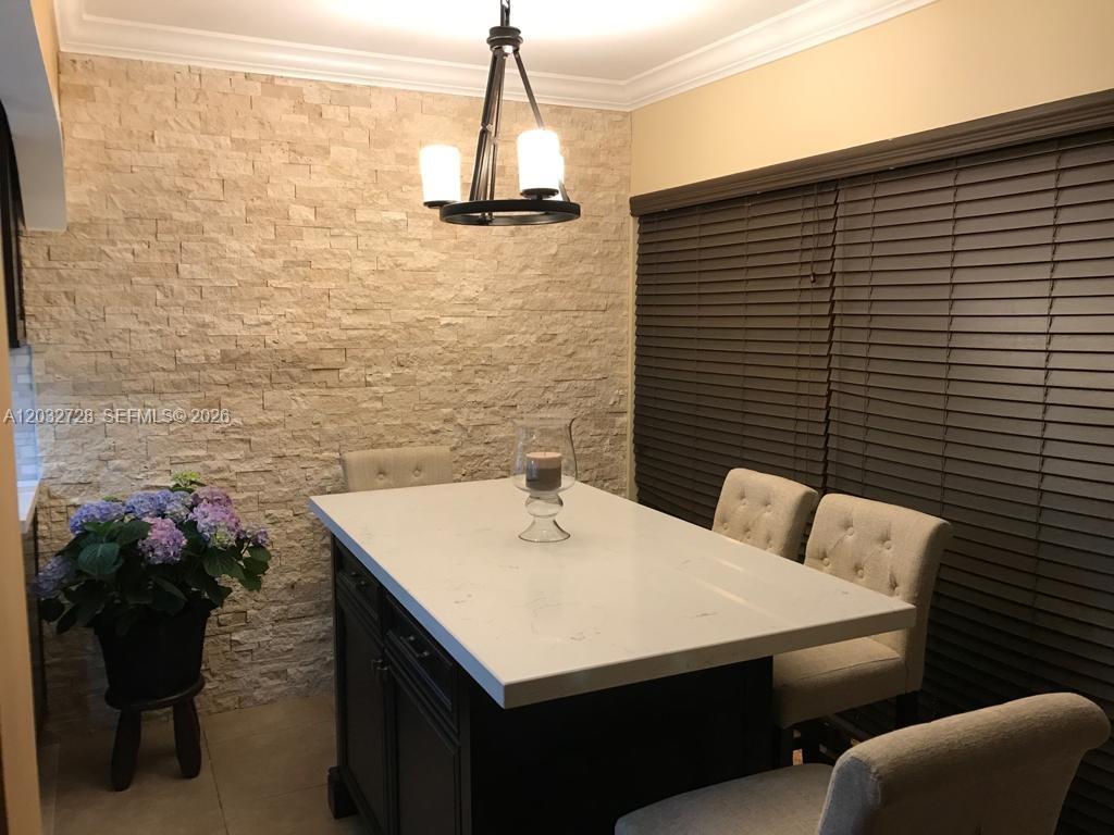 1300 SW 122nd Ave #206-2, Miami FL 33184