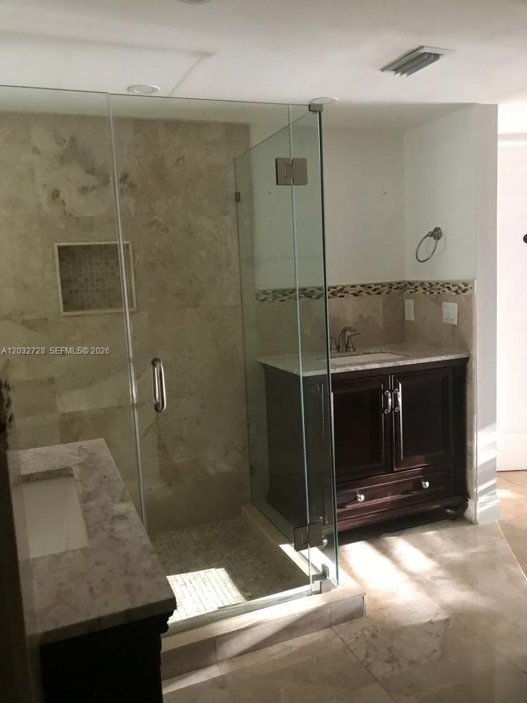 1300 SW 122nd Ave #206-2, Miami FL 33184