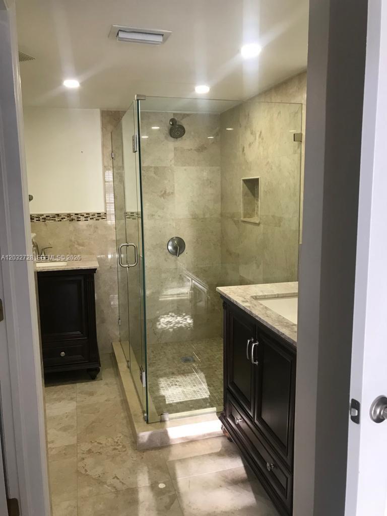 1300 SW 122nd Ave #206-2, Miami FL 33184