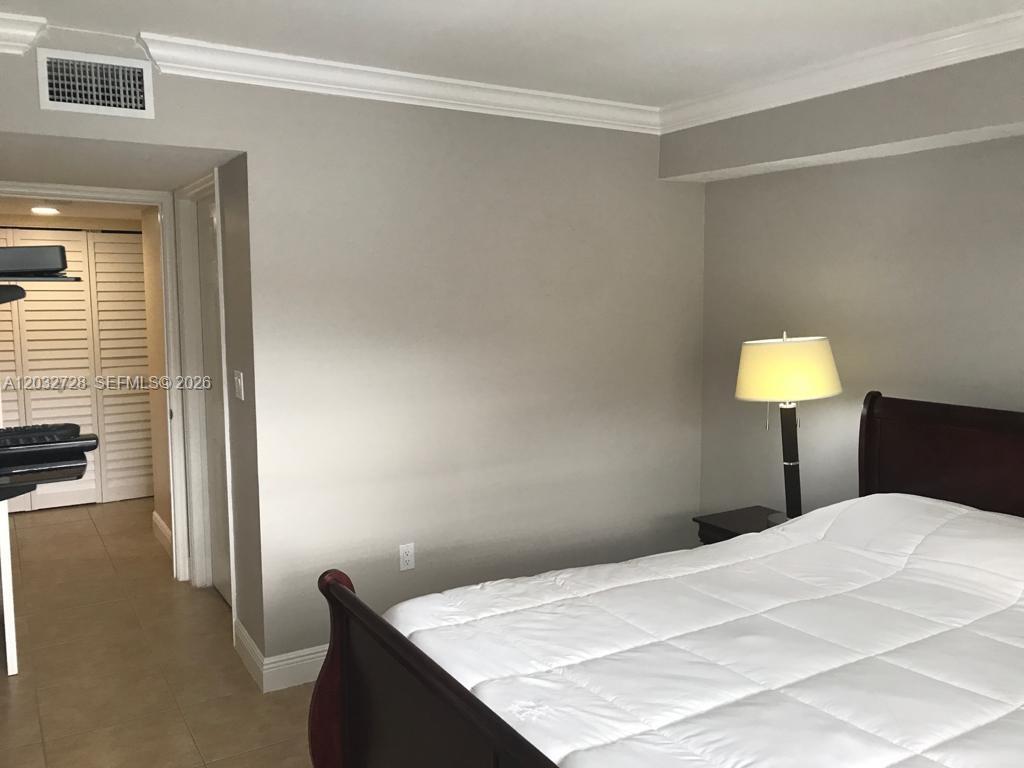 1300 SW 122nd Ave #206-2, Miami FL 33184