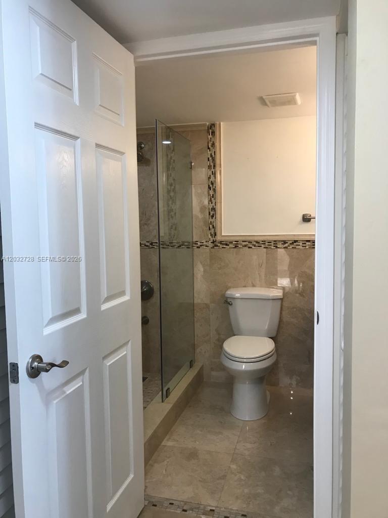 1300 SW 122nd Ave #206-2, Miami FL 33184