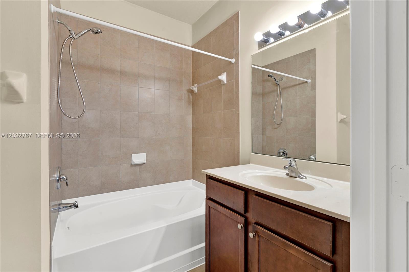 8620 NW 97th Ave #213, Doral FL 33178