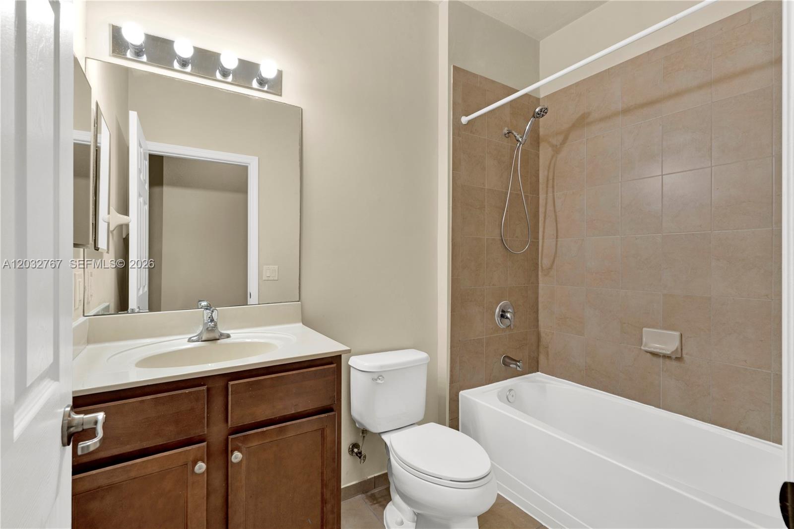 8620 NW 97th Ave #213, Doral FL 33178