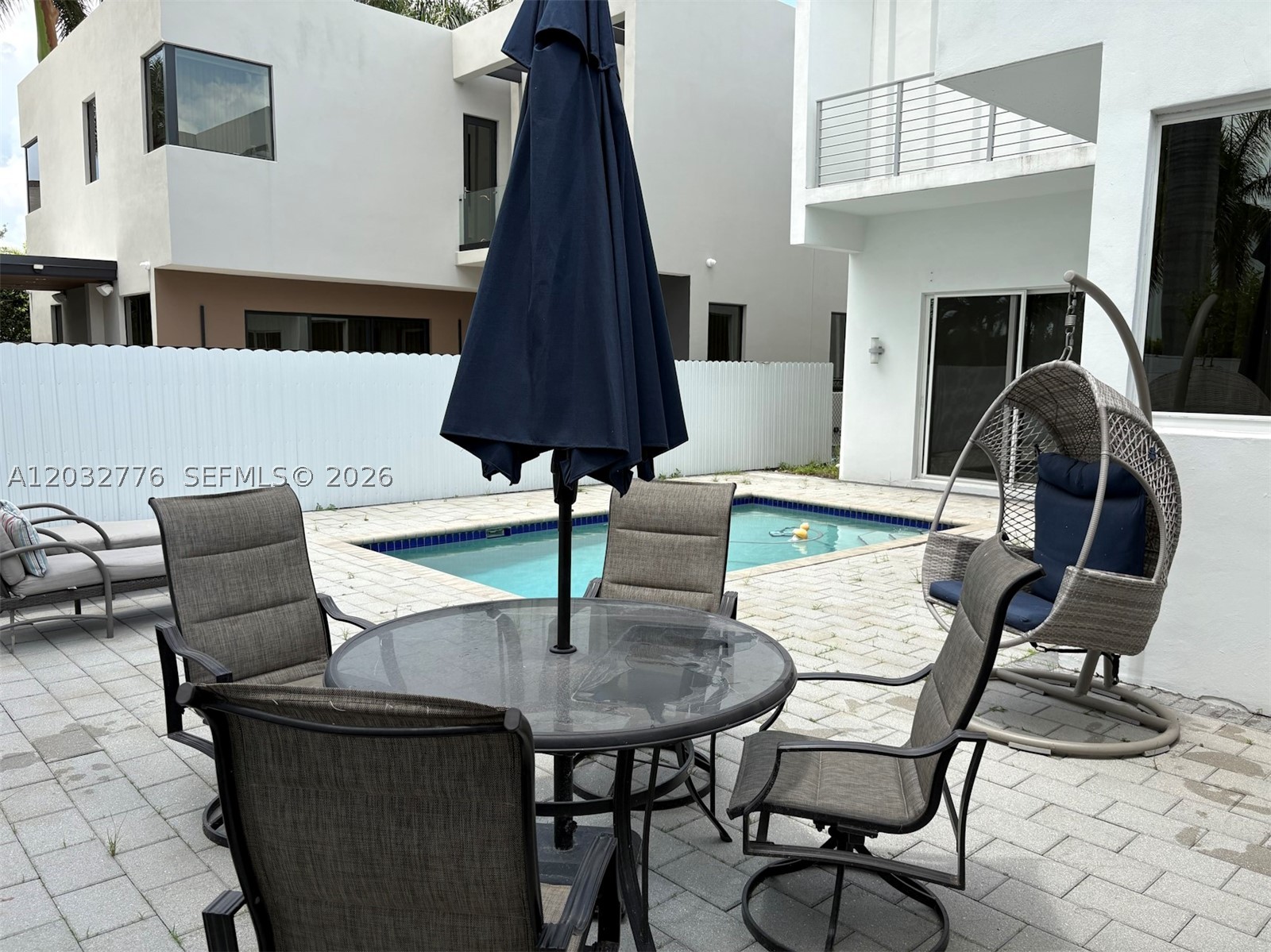 7433 NW 99th Ave, Doral FL 33178