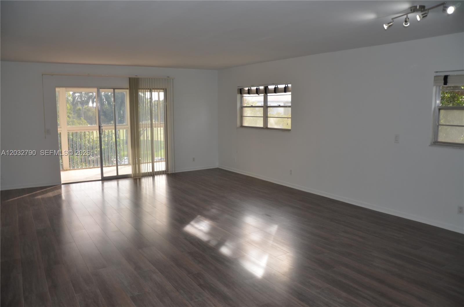 12600 SW 5th Ct #415L, Pembroke Pines FL 33027