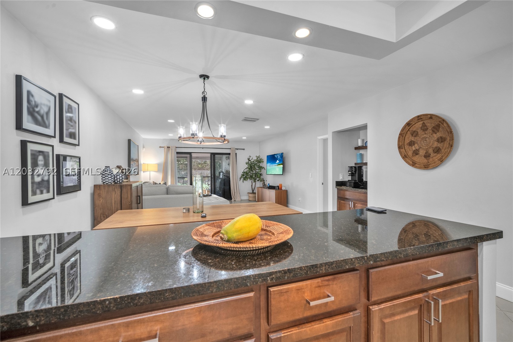 7956 Eastlake Dr #F, Boca Raton FL 33433