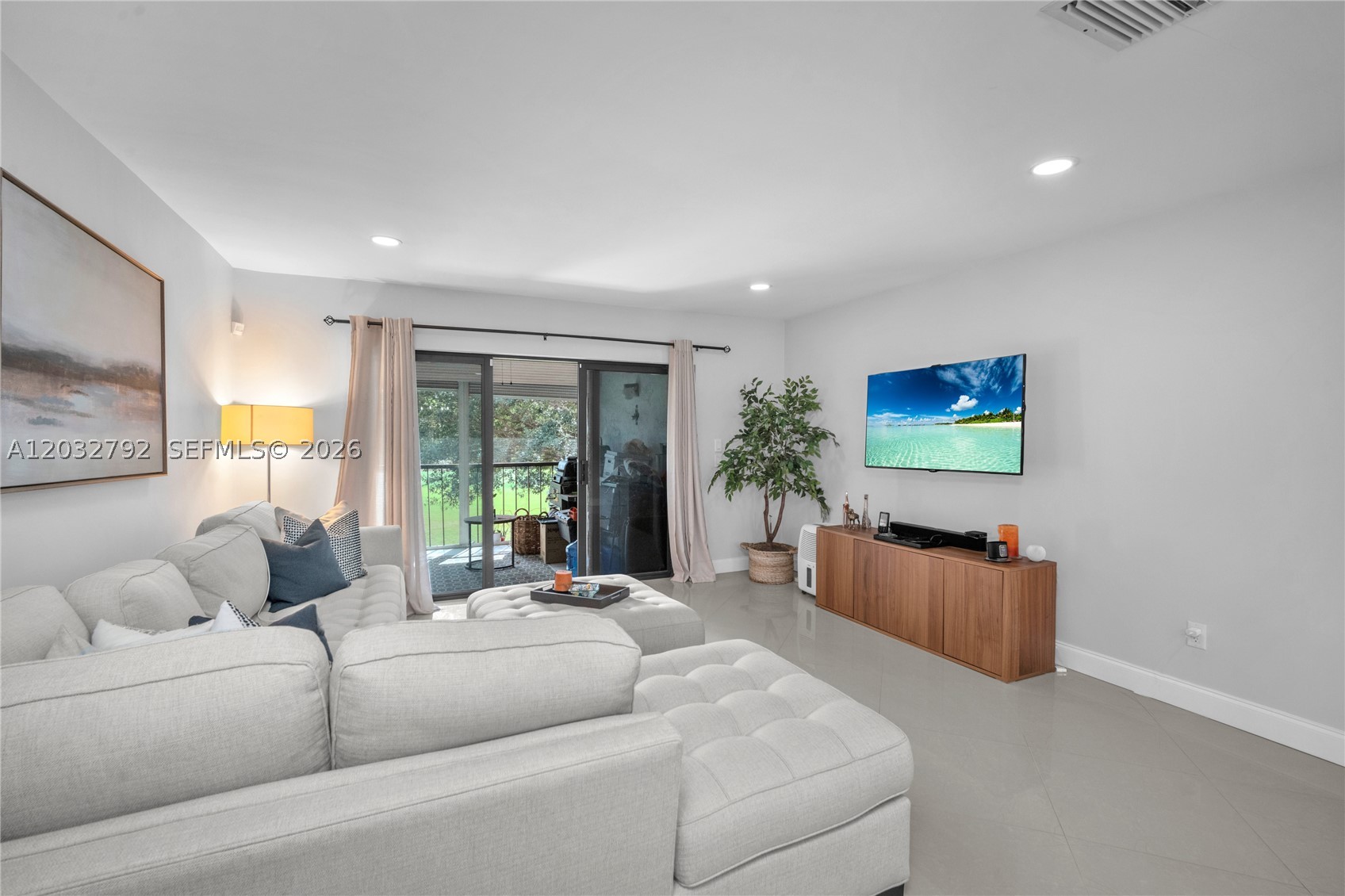 7956 Eastlake Dr #F, Boca Raton FL 33433