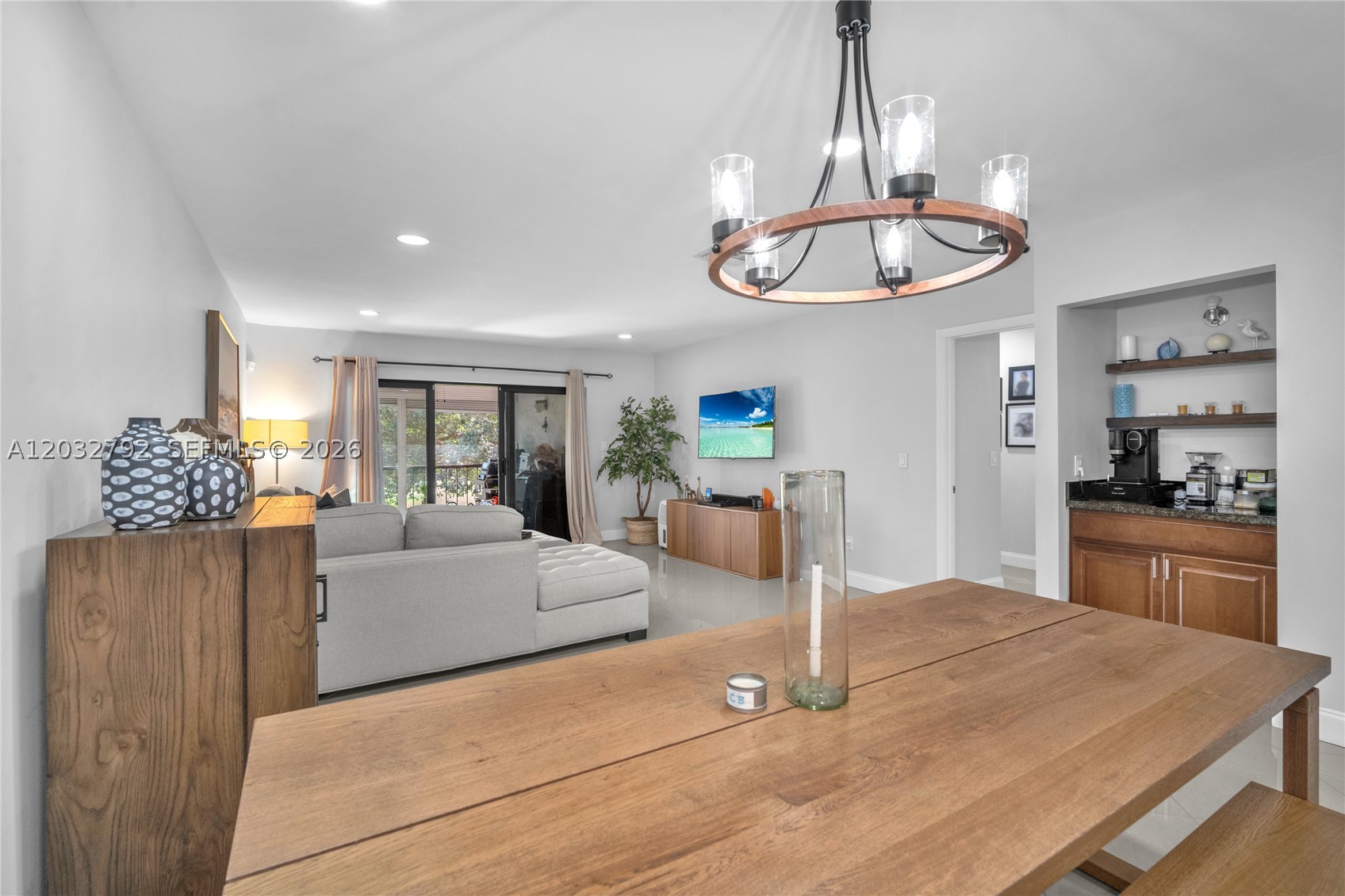 7956 Eastlake Dr #F, Boca Raton FL 33433