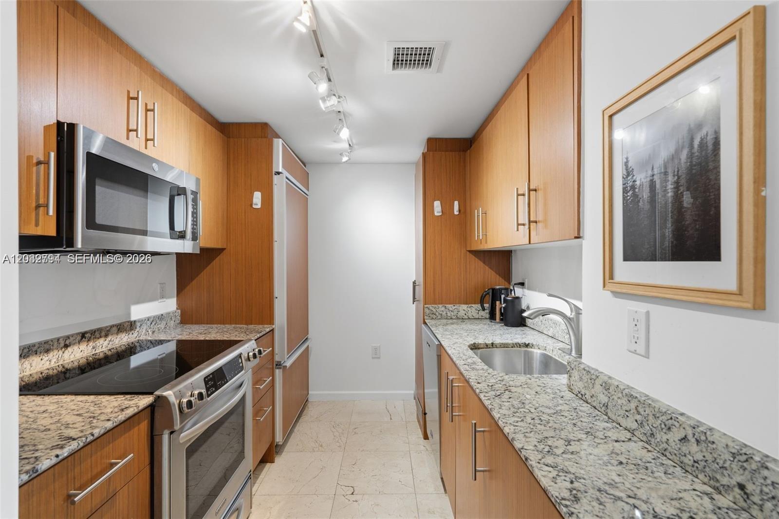 10275 Collins Ave #718, Bal Harbour FL 33154