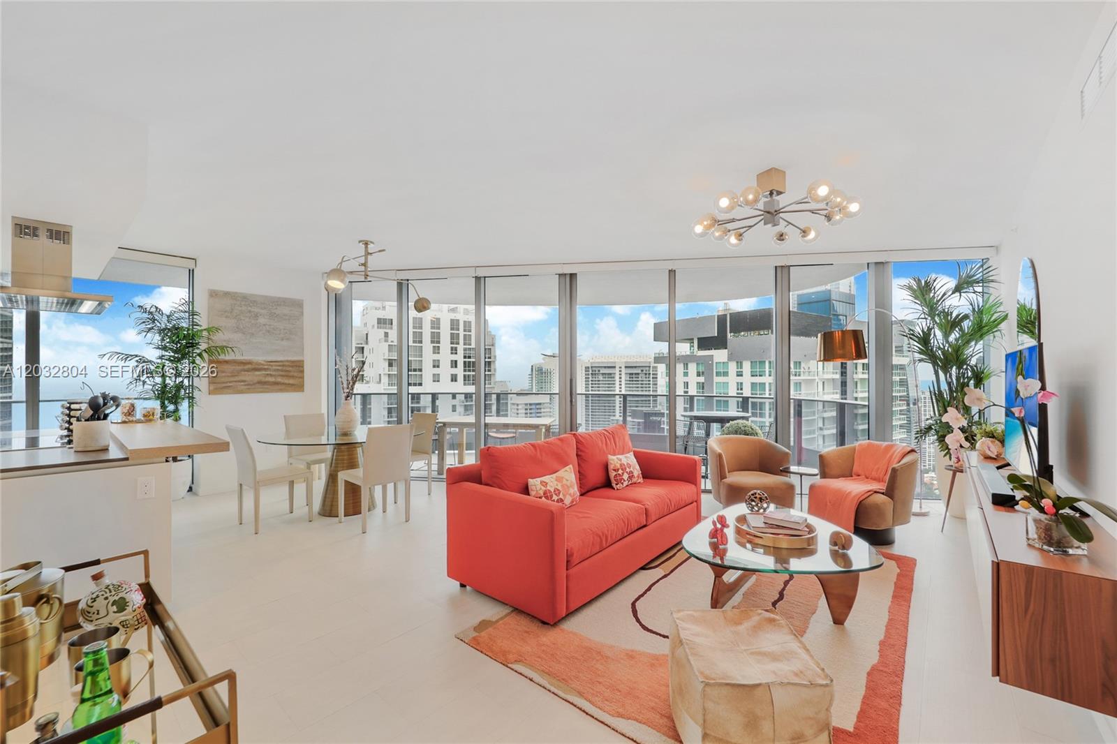 1000 Brickell Plz #4401, Miami FL 33131