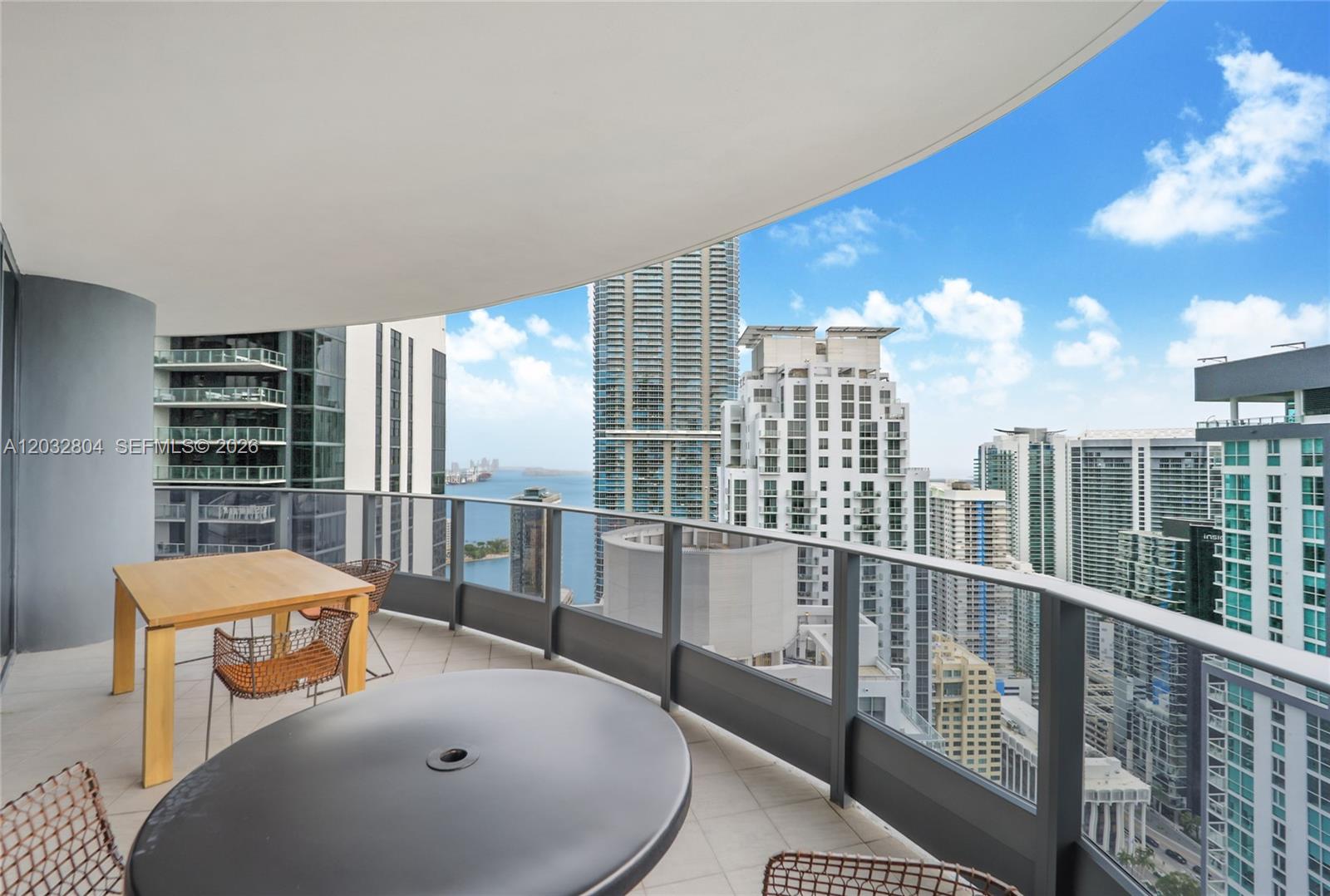 1000 Brickell Plz #4401, Miami FL 33131