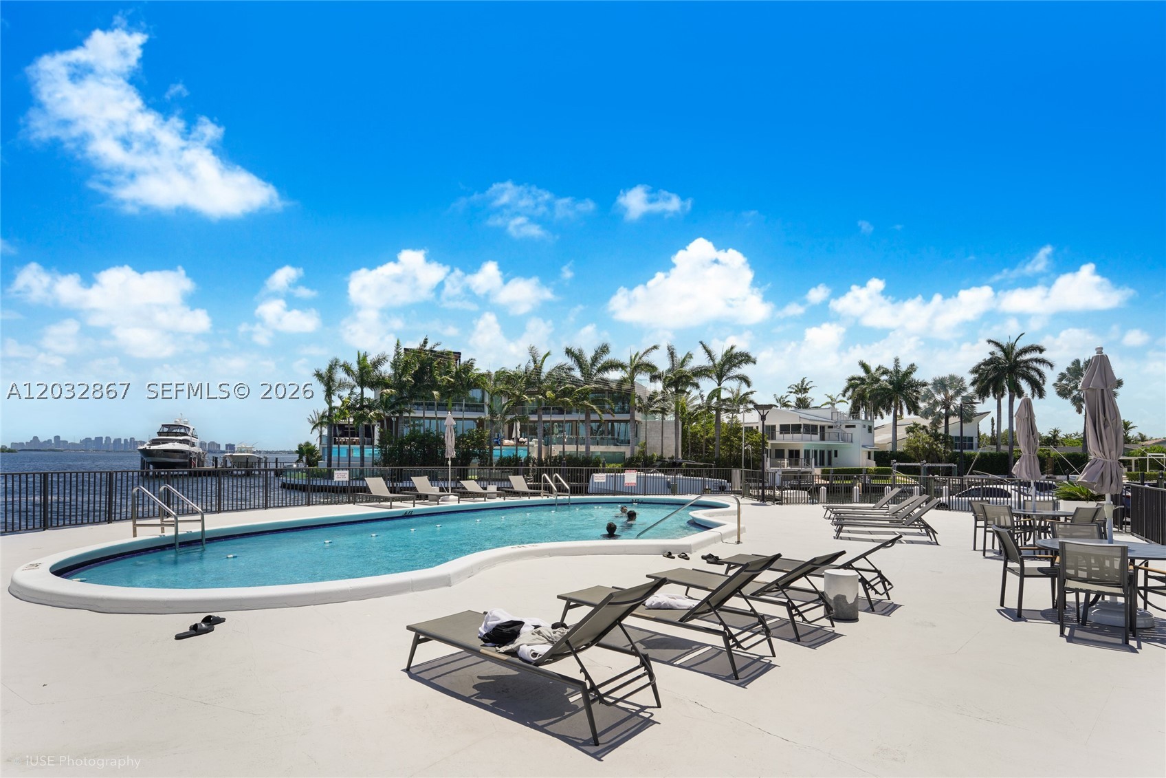 11930 N Bayshore Dr #909, North Miami FL 33181