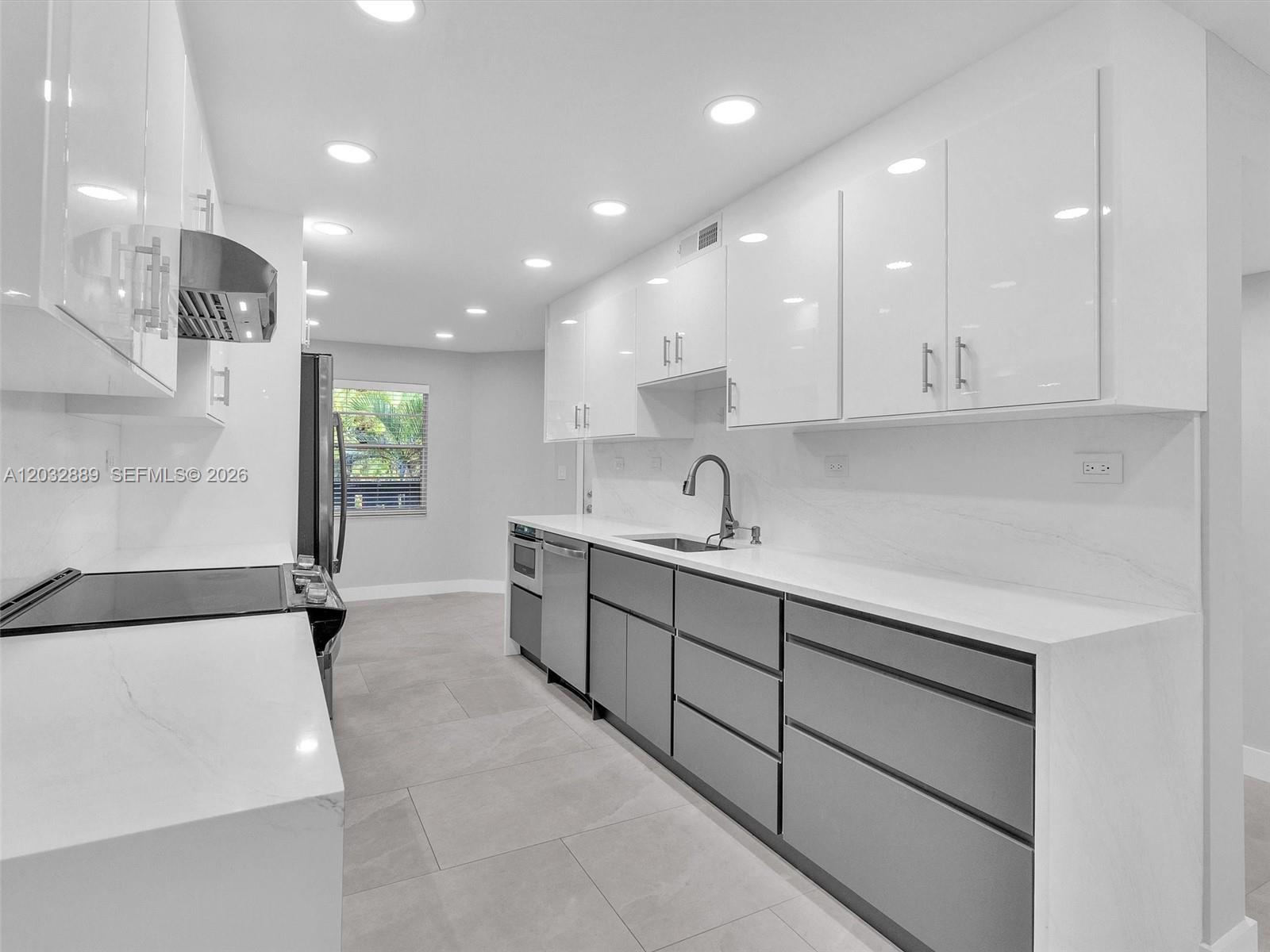 1601 ABACO DR #F3, Coconut Creek FL 33066