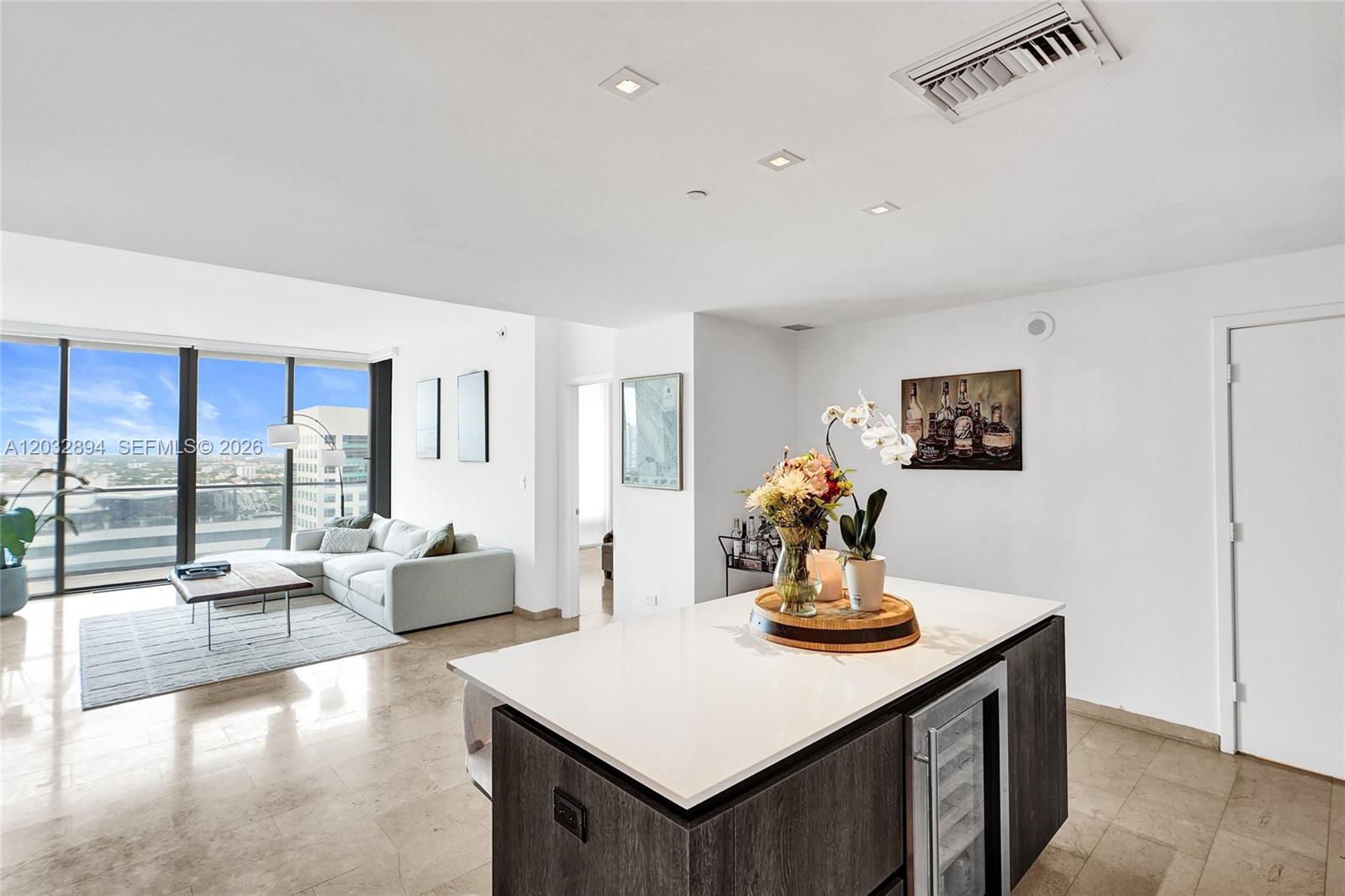 88 SW 7th St #2210, Miami FL 33130