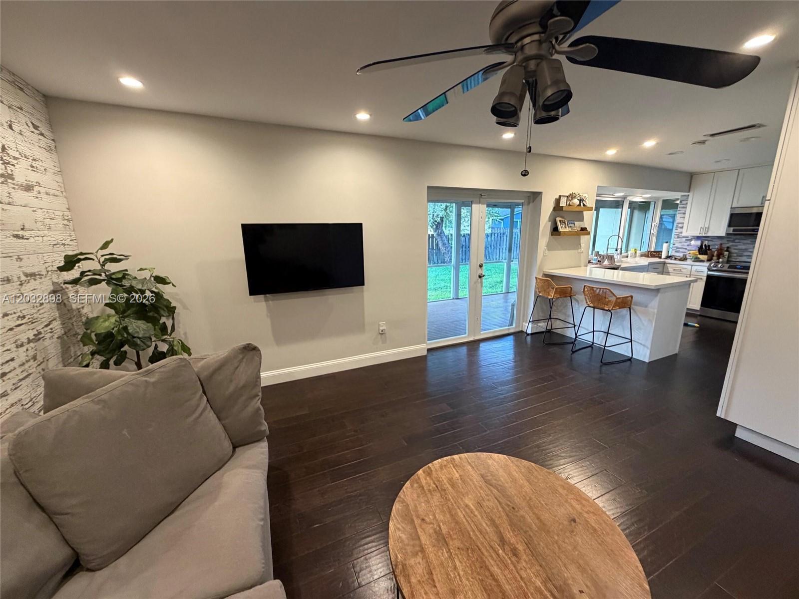 8907 SW 49th Ct #0, Cooper City FL 33328