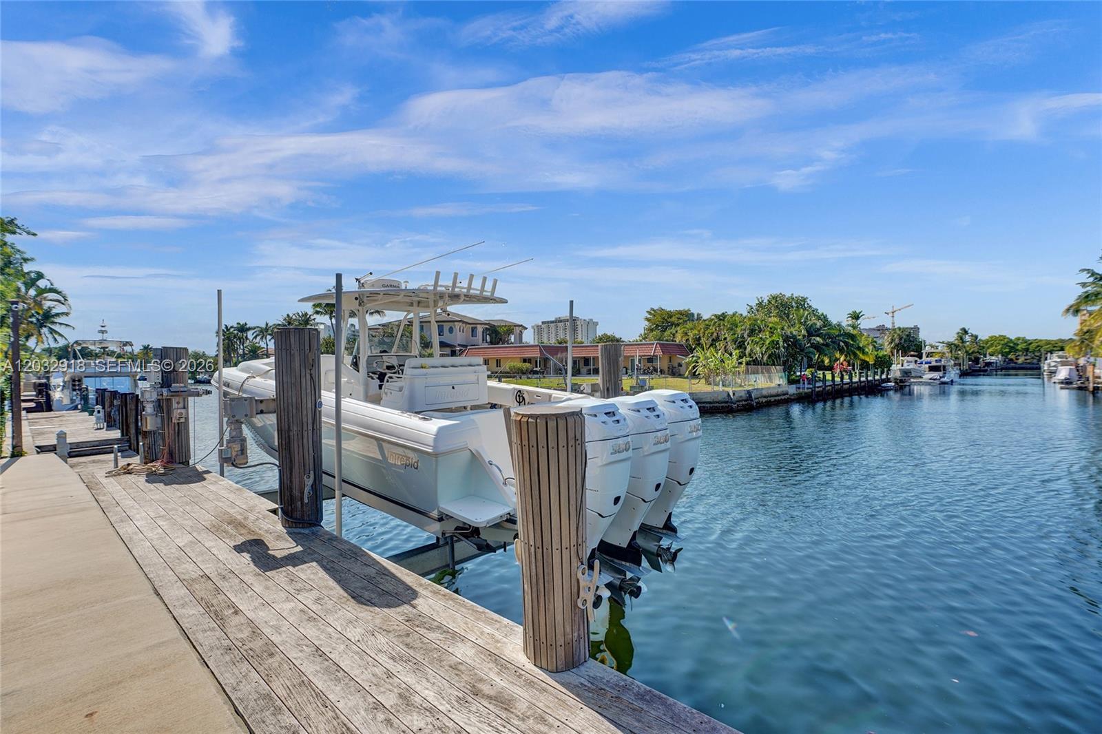 2075 Ixora Rd #0, North Miami FL 33181
