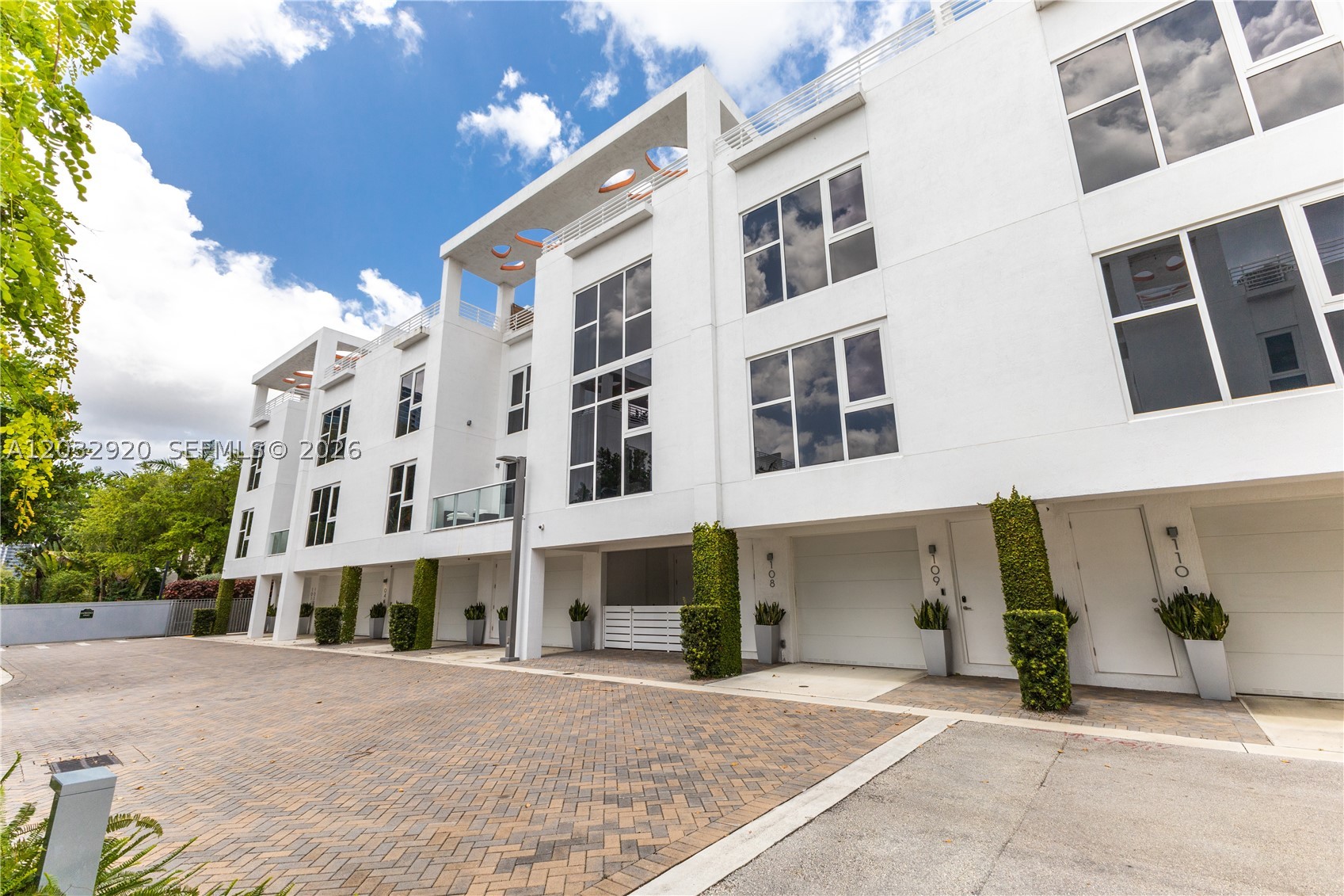 455 NE 39th St #109, Miami FL 33137