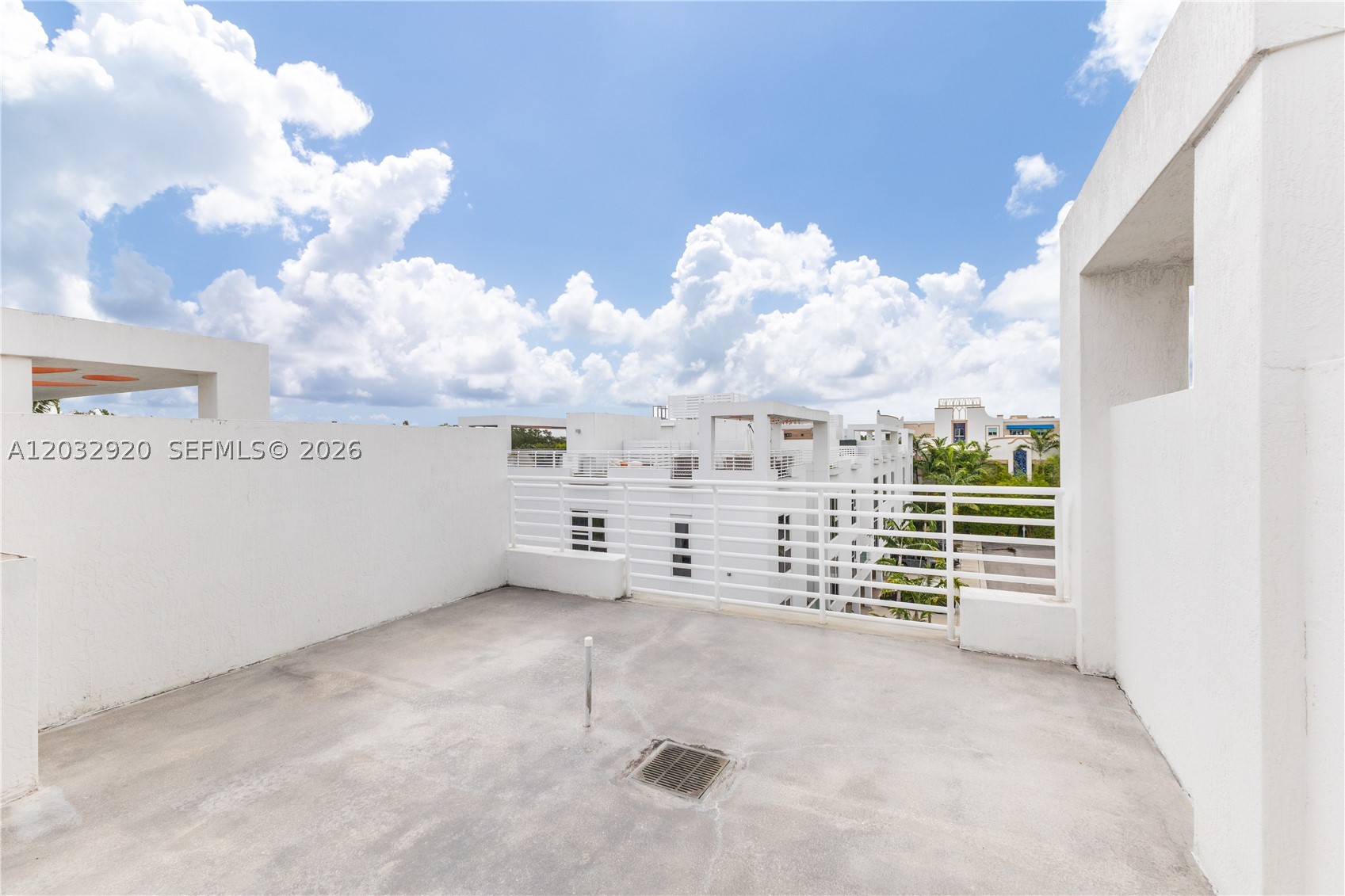 455 NE 39th St #109, Miami FL 33137